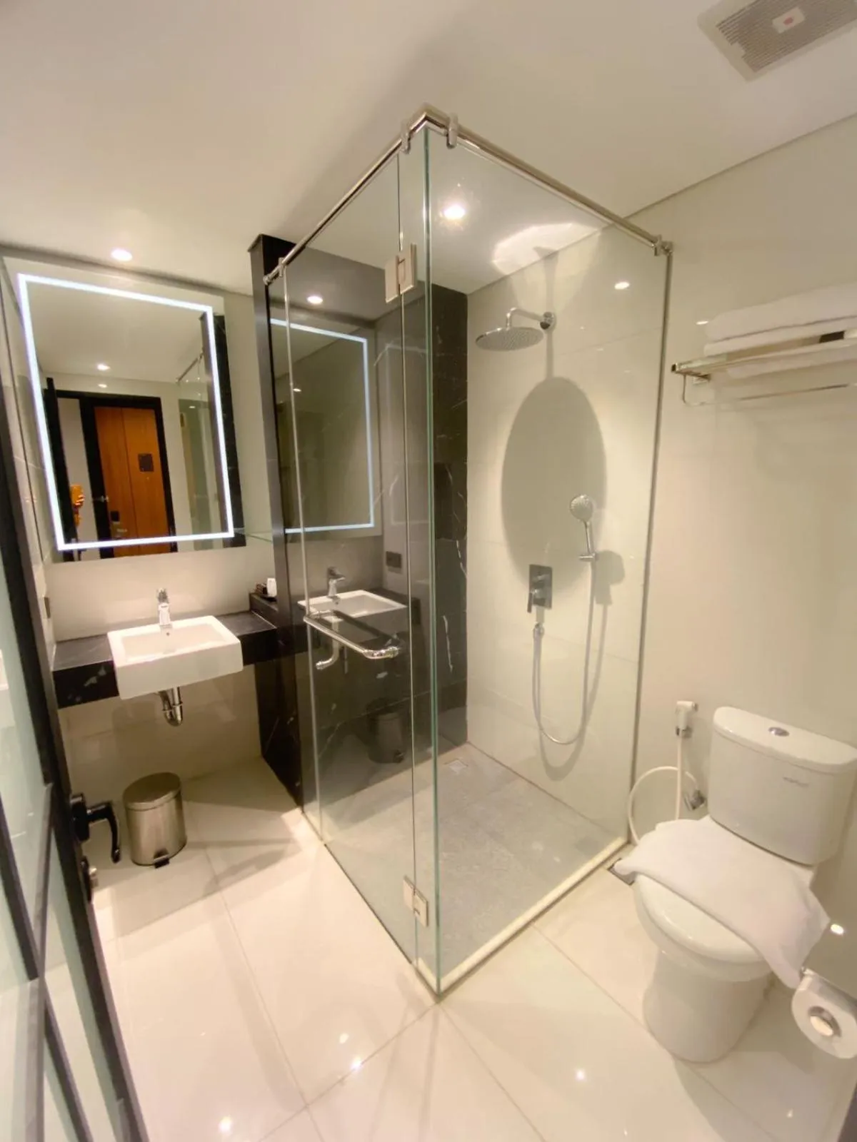 Bathroom in Nata Azana Hotel Solo