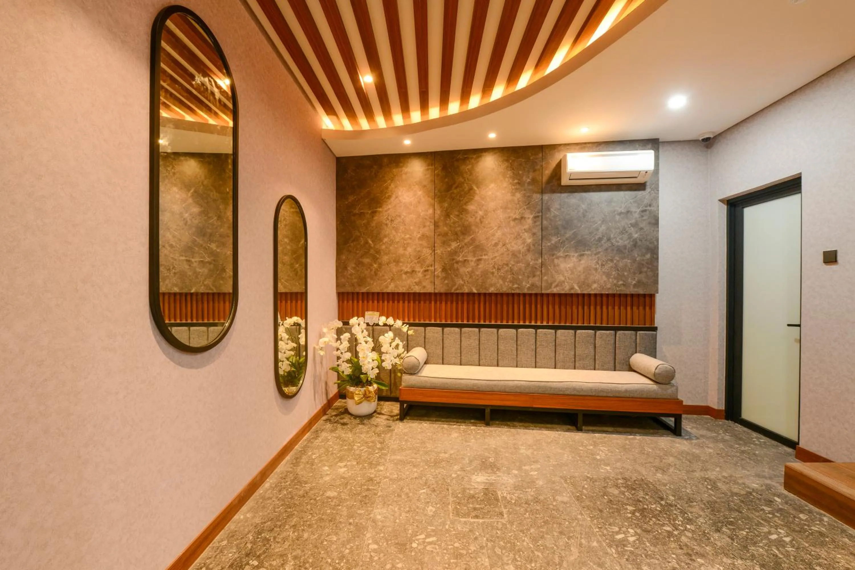 Seating area in Nata Azana Hotel Solo