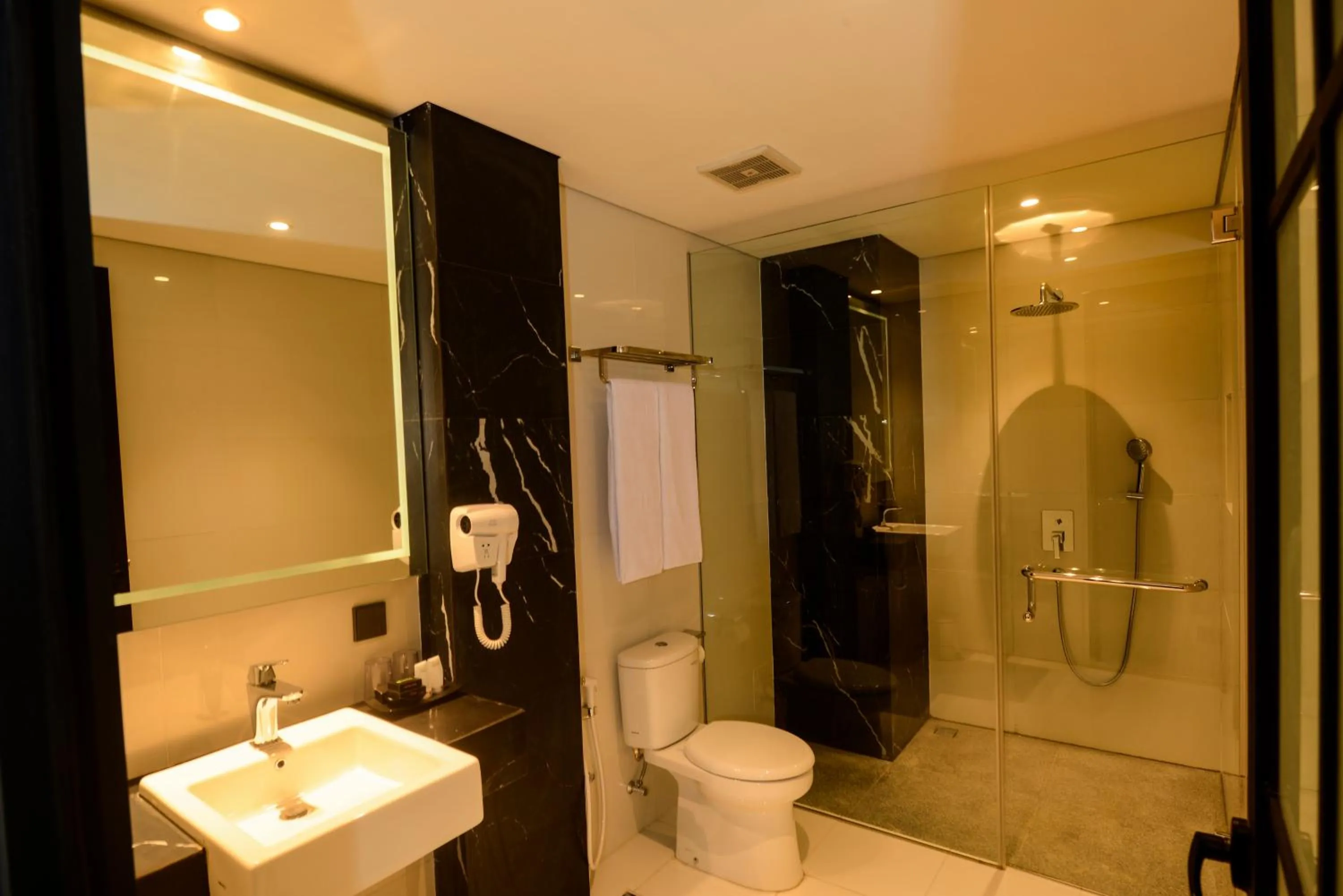 Bathroom in Nata Azana Hotel Solo