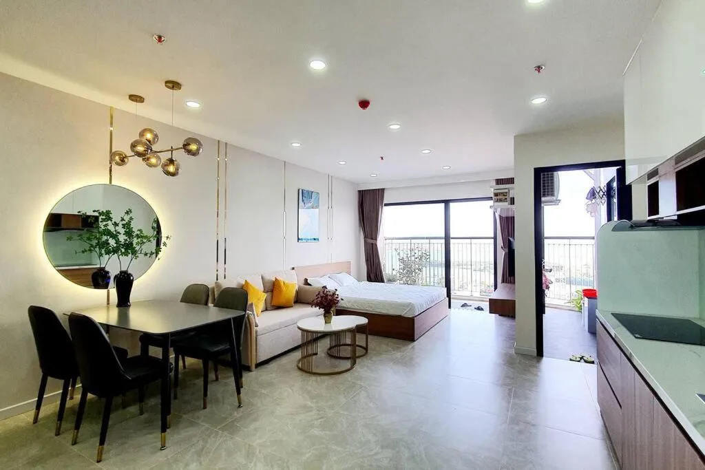 Lucky CH 1403 The Light