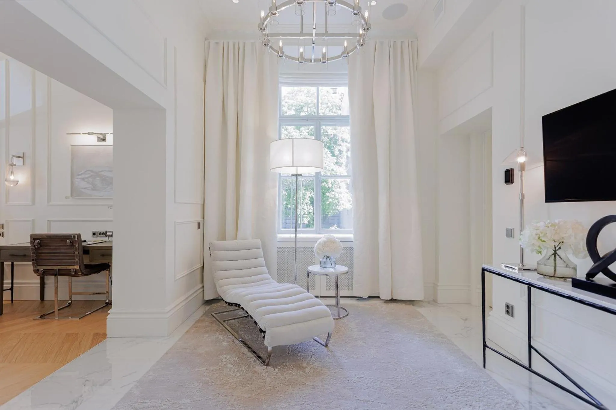 TV and multimedia in Waldorf Astoria Helsinki