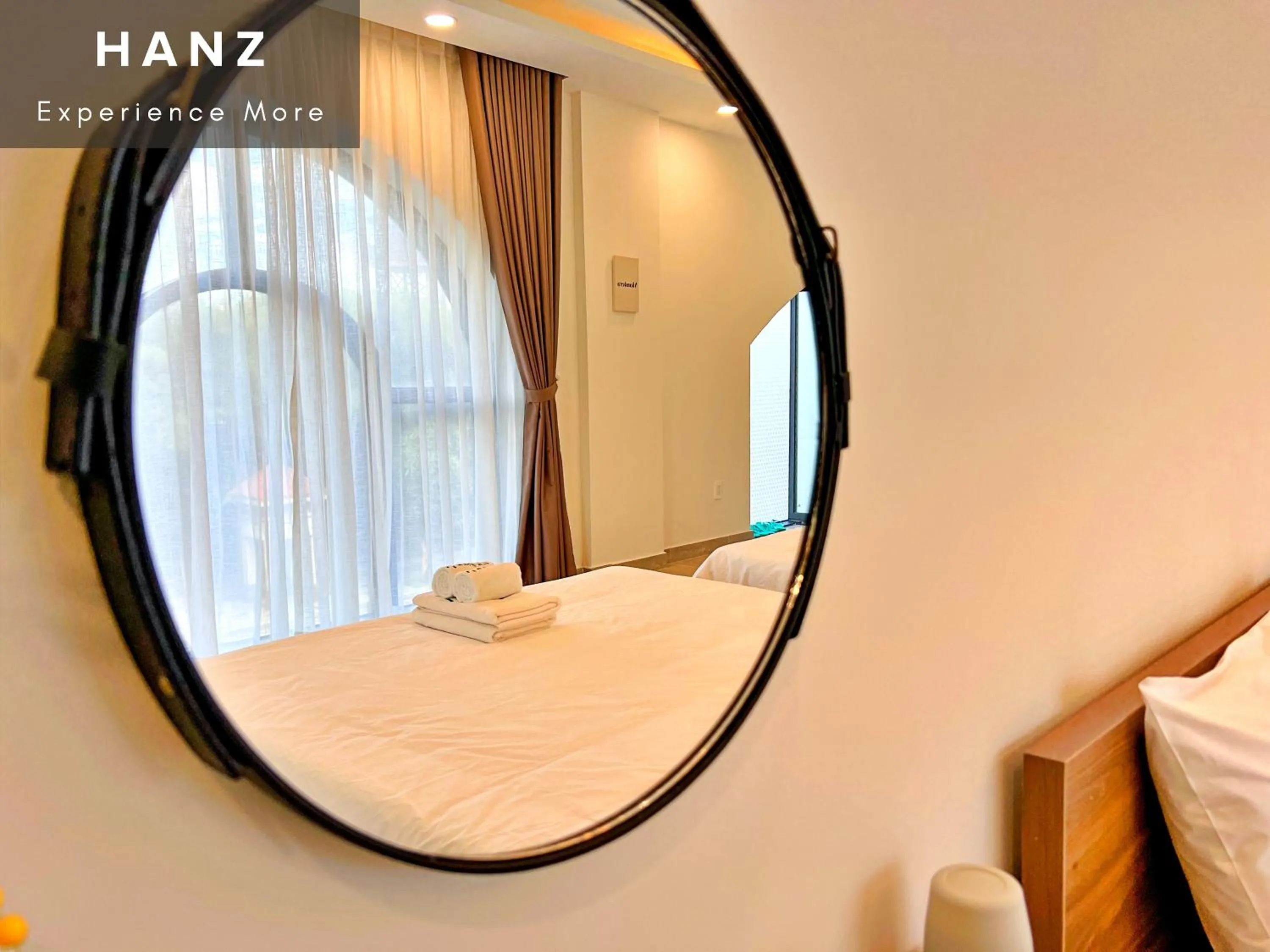 Bed in HANZ TM01 Monstera Grand Lago