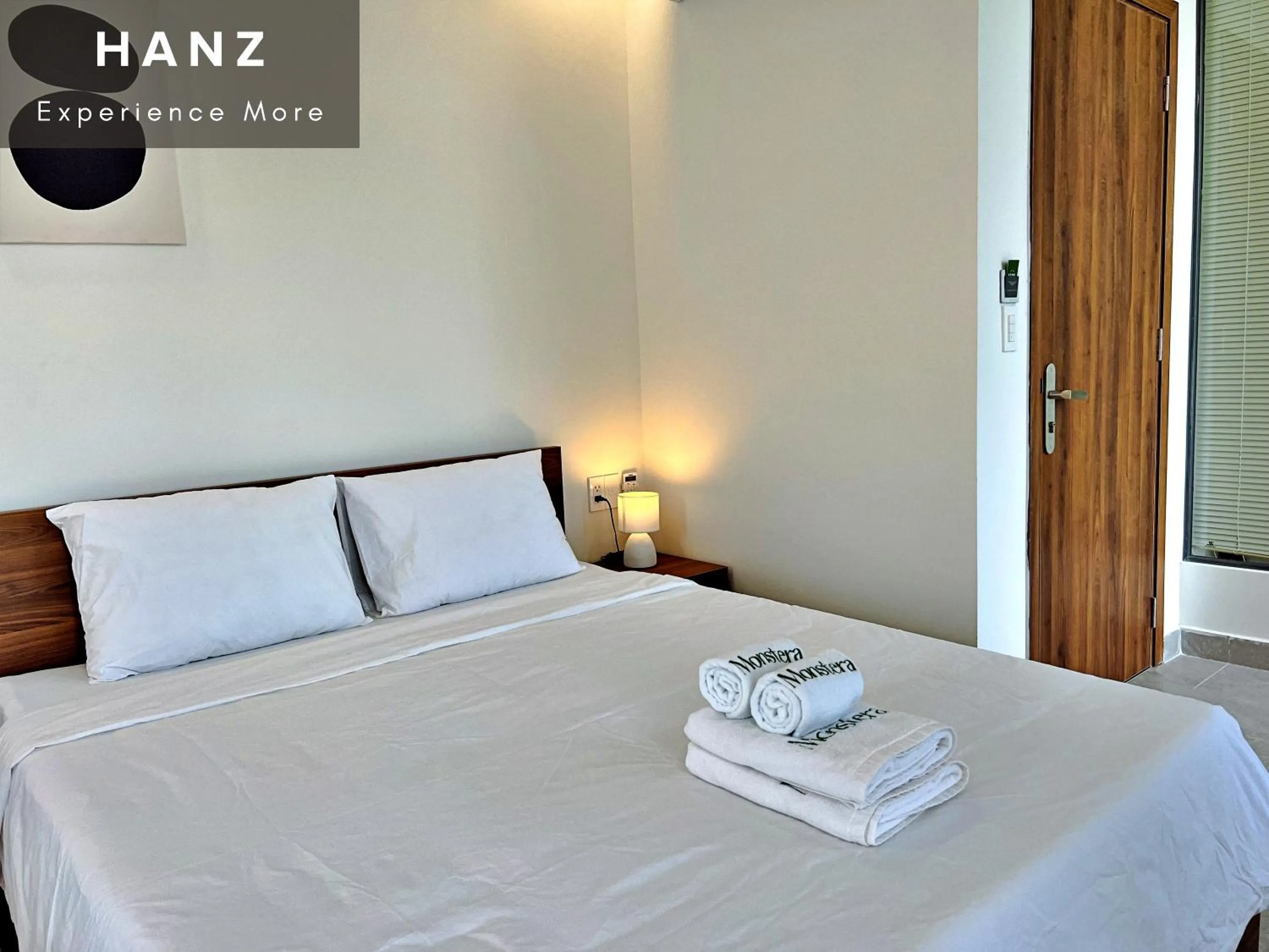 Bed in HANZ TM01 Monstera Grand Lago