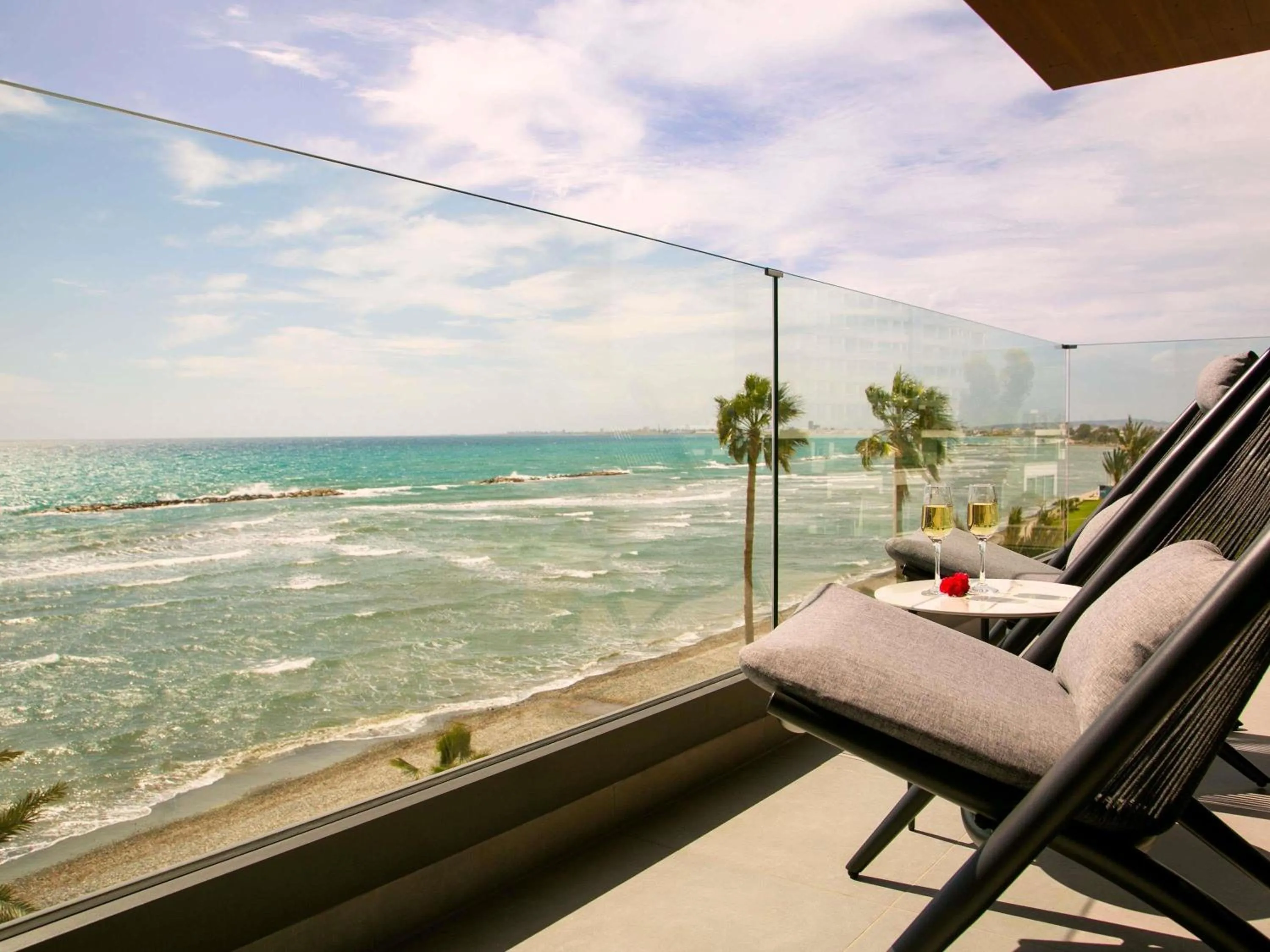 Bedroom in Mercure Larnaca Beach Resort