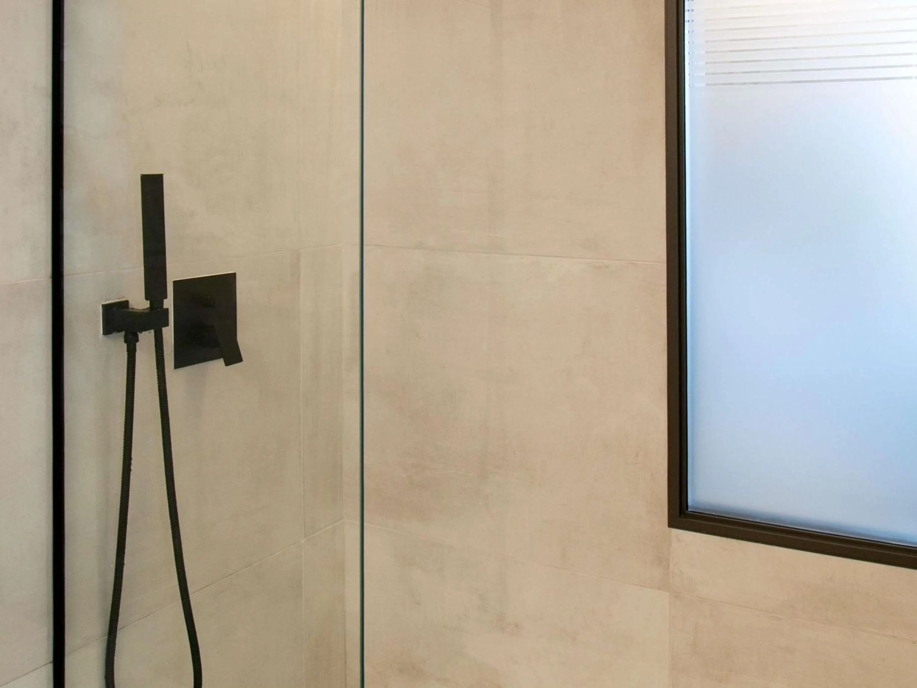 Bedroom in Mercure Larnaca Beach Resort