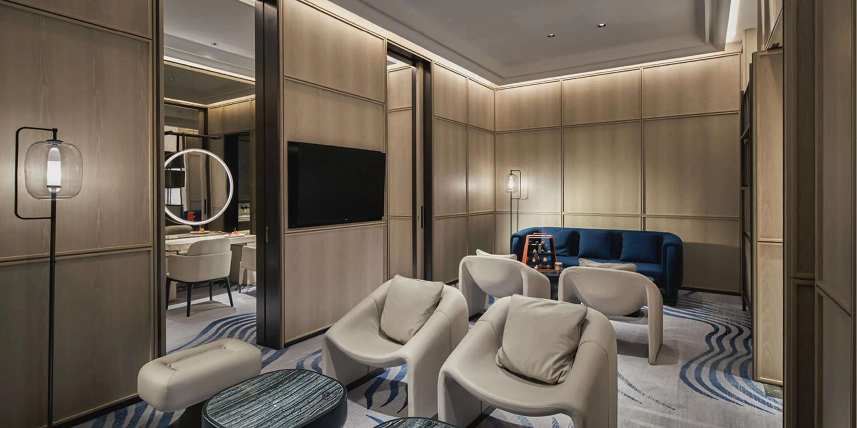 Meeting/conference room in Crowne Plaza Hangzhou Riverside by IHG