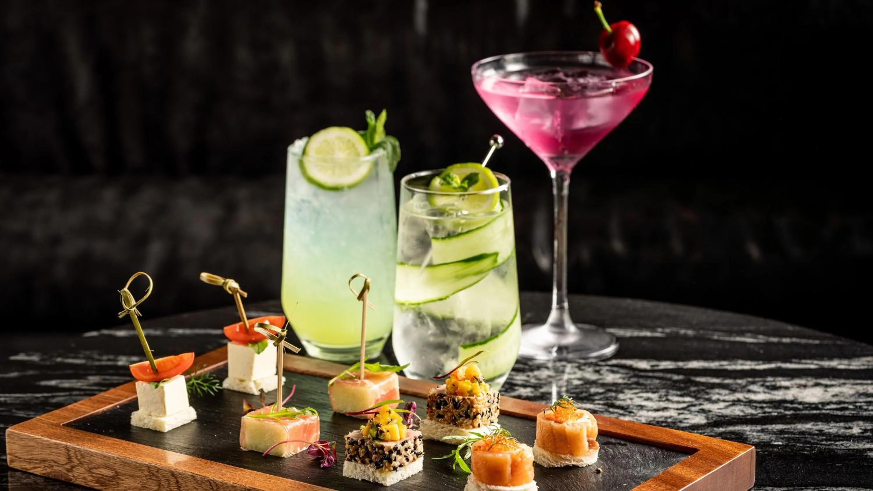 Restaurant/places to eat in Crowne Plaza Hangzhou Riverside by IHG