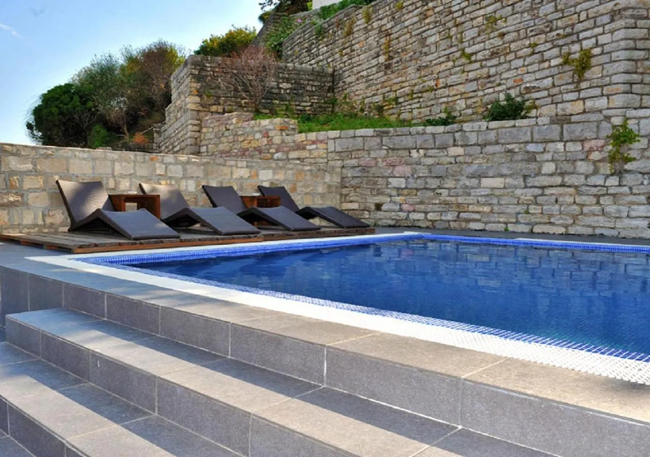 Swimming pool in Avala Resort & Villas