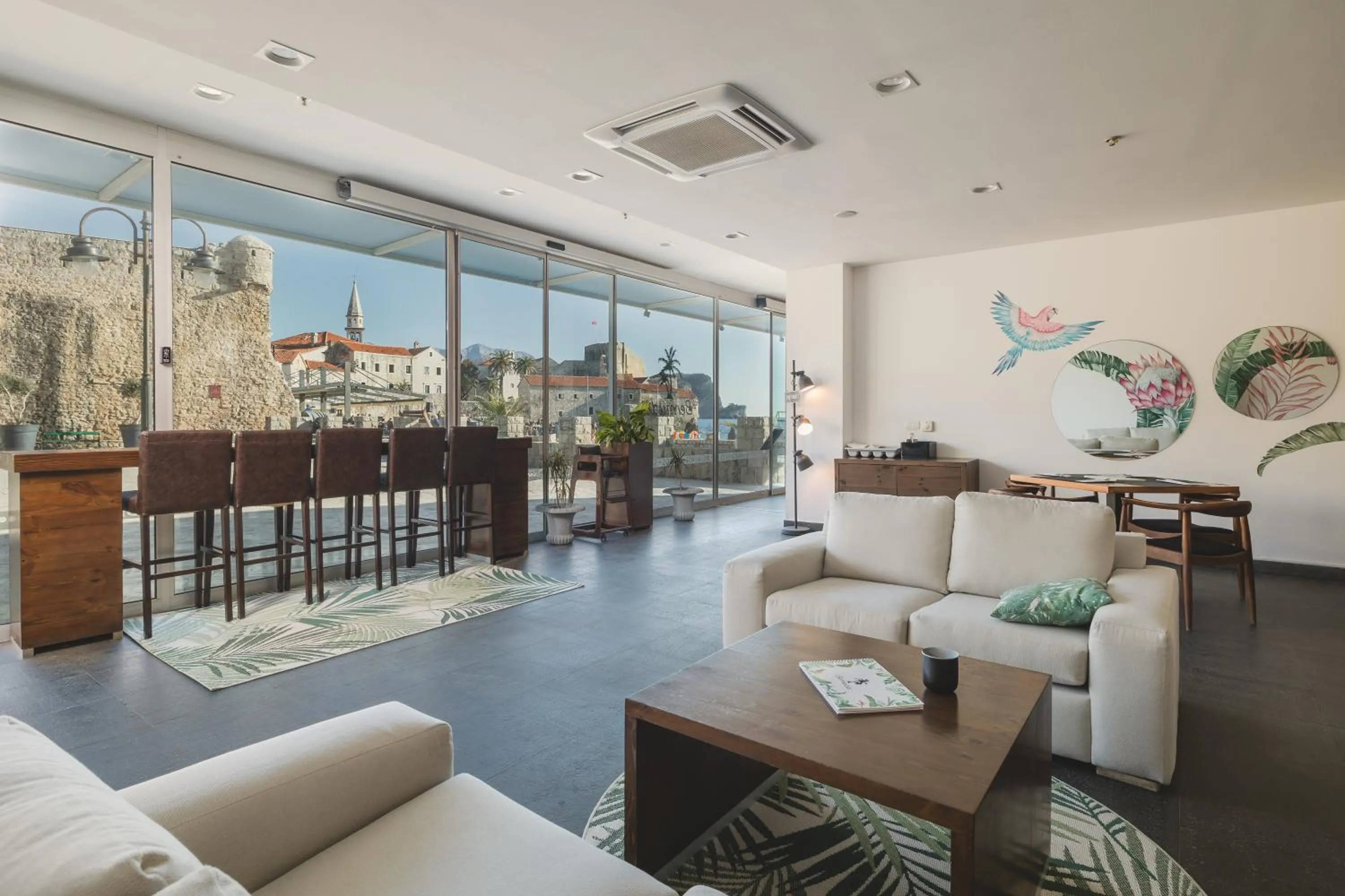 Lounge or bar in Avala Resort & Villas