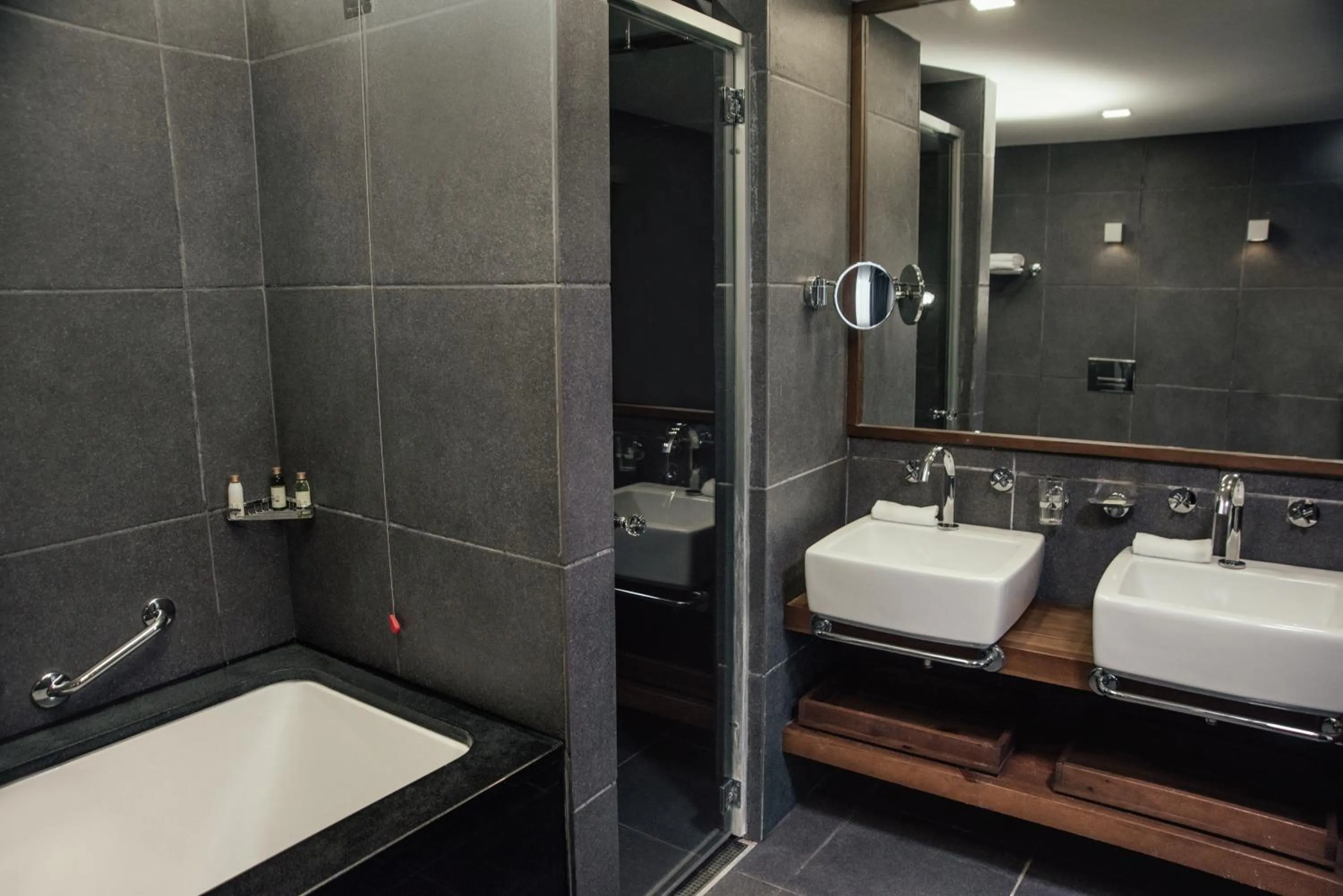 Bathroom in Avala Resort & Villas