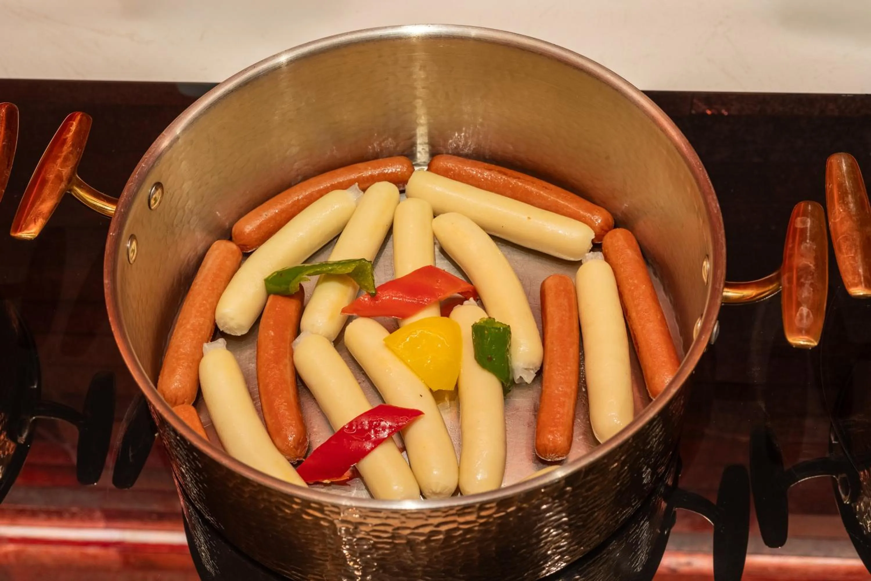 Breakfast in Echarm PLUS International Hotel Zhujiang New Town Wuyangcun Metro Station