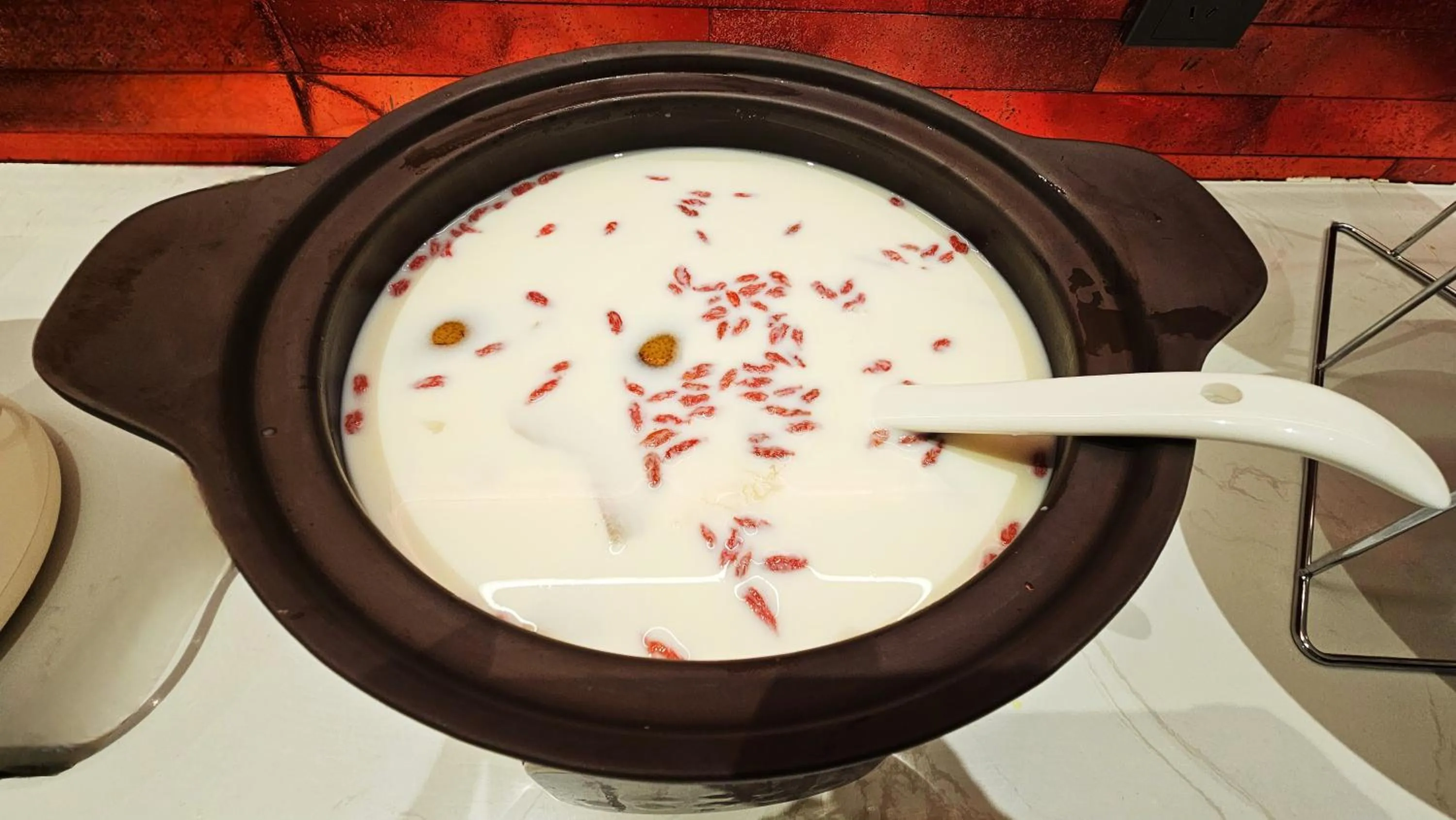 Breakfast in Echarm PLUS International Hotel Zhujiang New Town Wuyangcun Metro Station