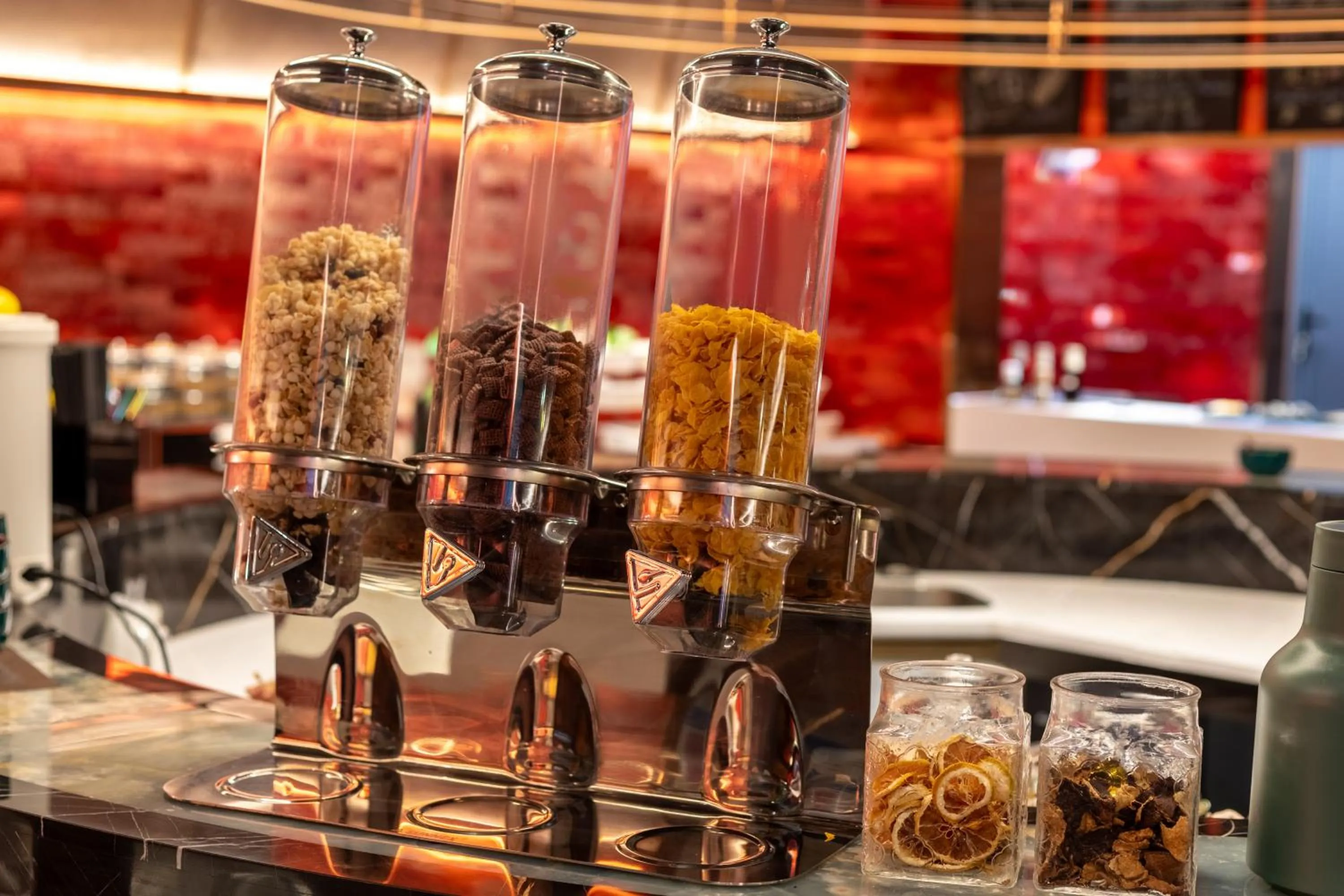 Breakfast in Echarm PLUS International Hotel Zhujiang New Town Wuyangcun Metro Station