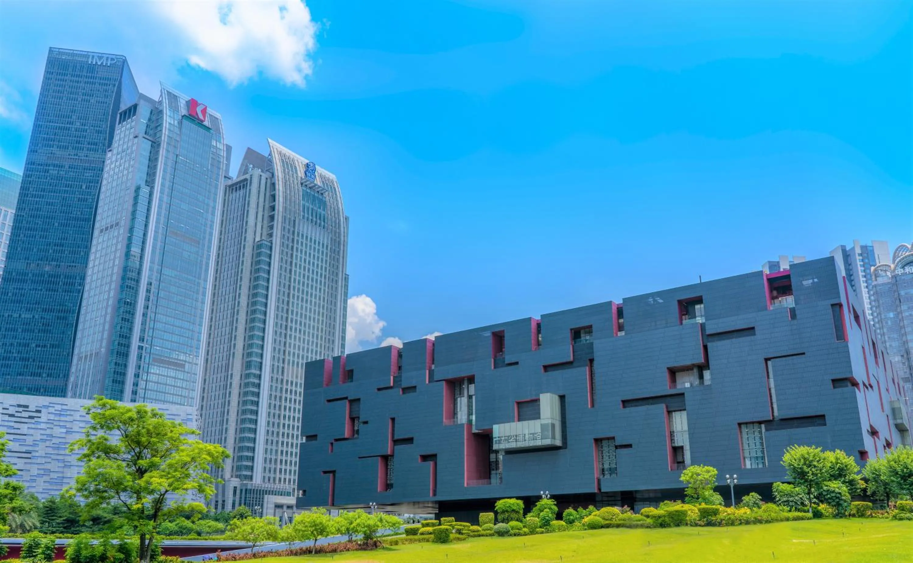 Nearby landmark in Echarm PLUS International Hotel Zhujiang New Town Wuyangcun Metro Station