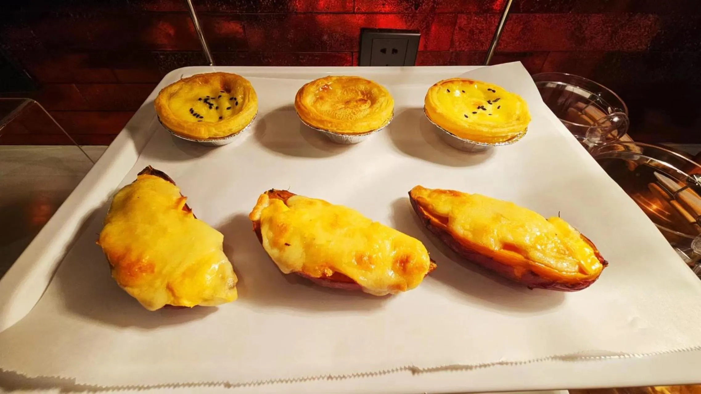 Breakfast in Echarm PLUS International Hotel Zhujiang New Town Wuyangcun Metro Station