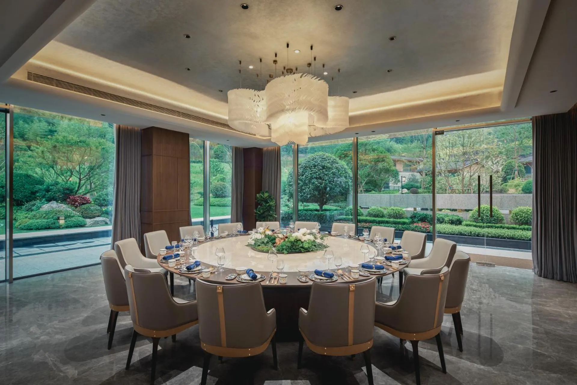 Dining area in Hotel Indigo Hangzhou Tianmushan