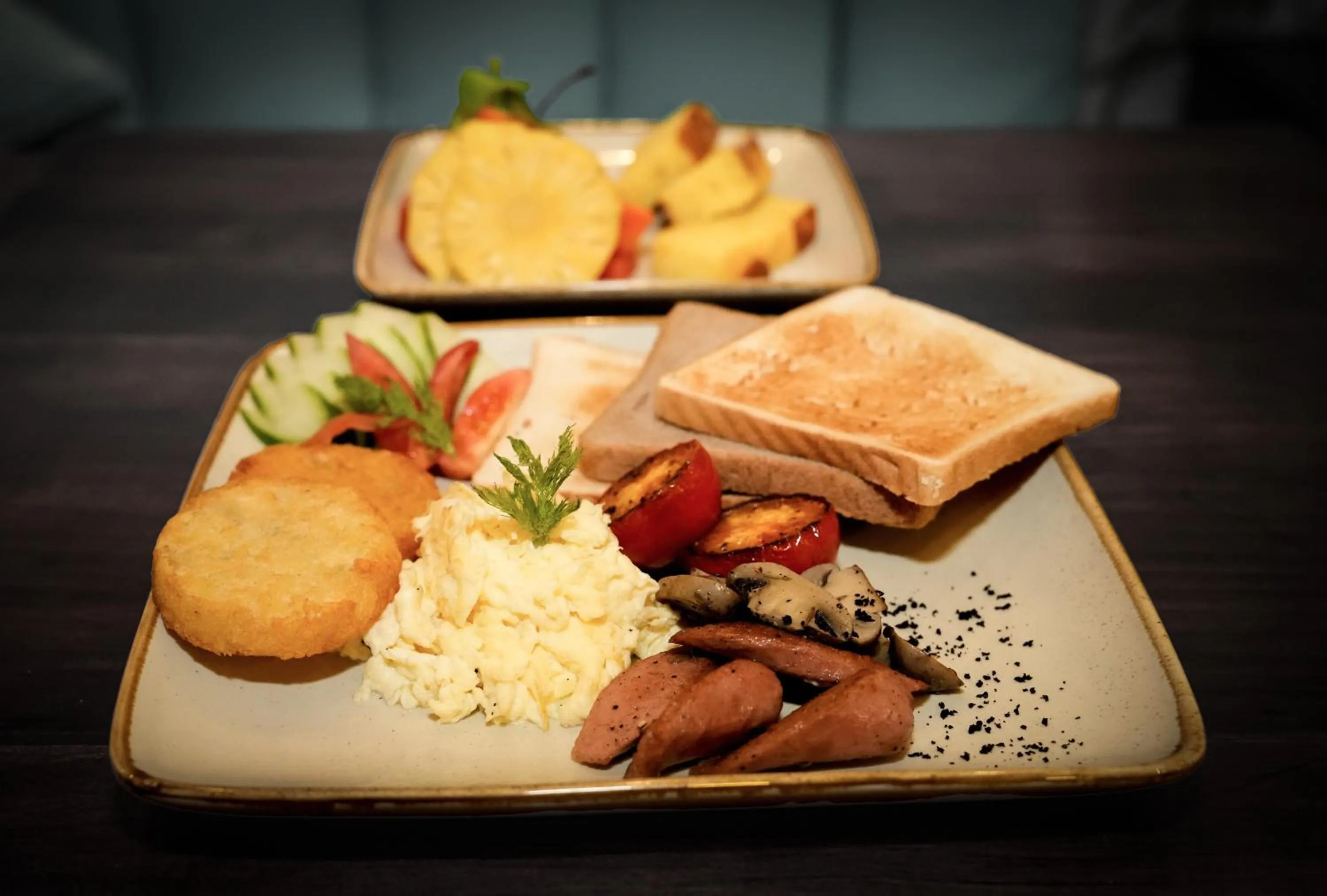 Restaurant/places to eat in Beehive Central