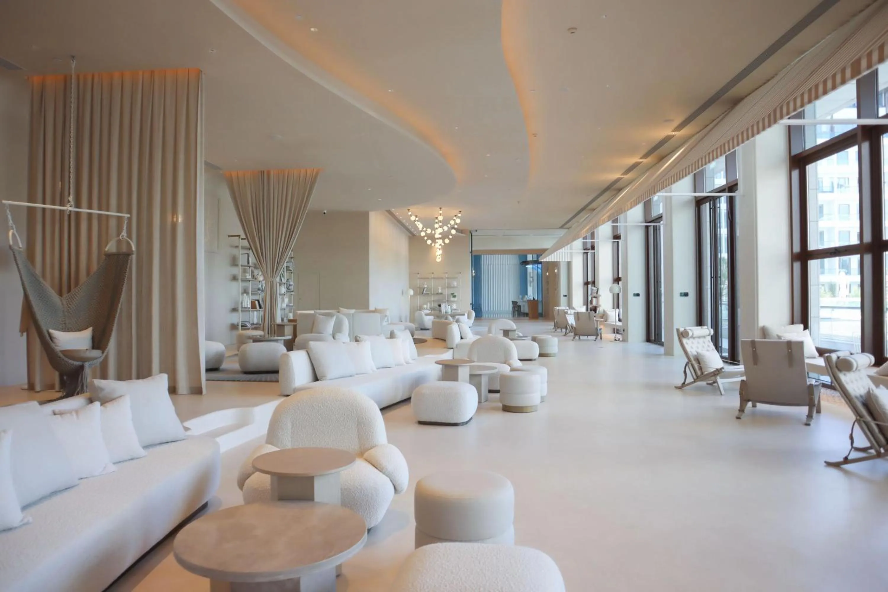 Activities in The Mermoon Resort Hainan Tufu Bay, Tapestry By Hilton