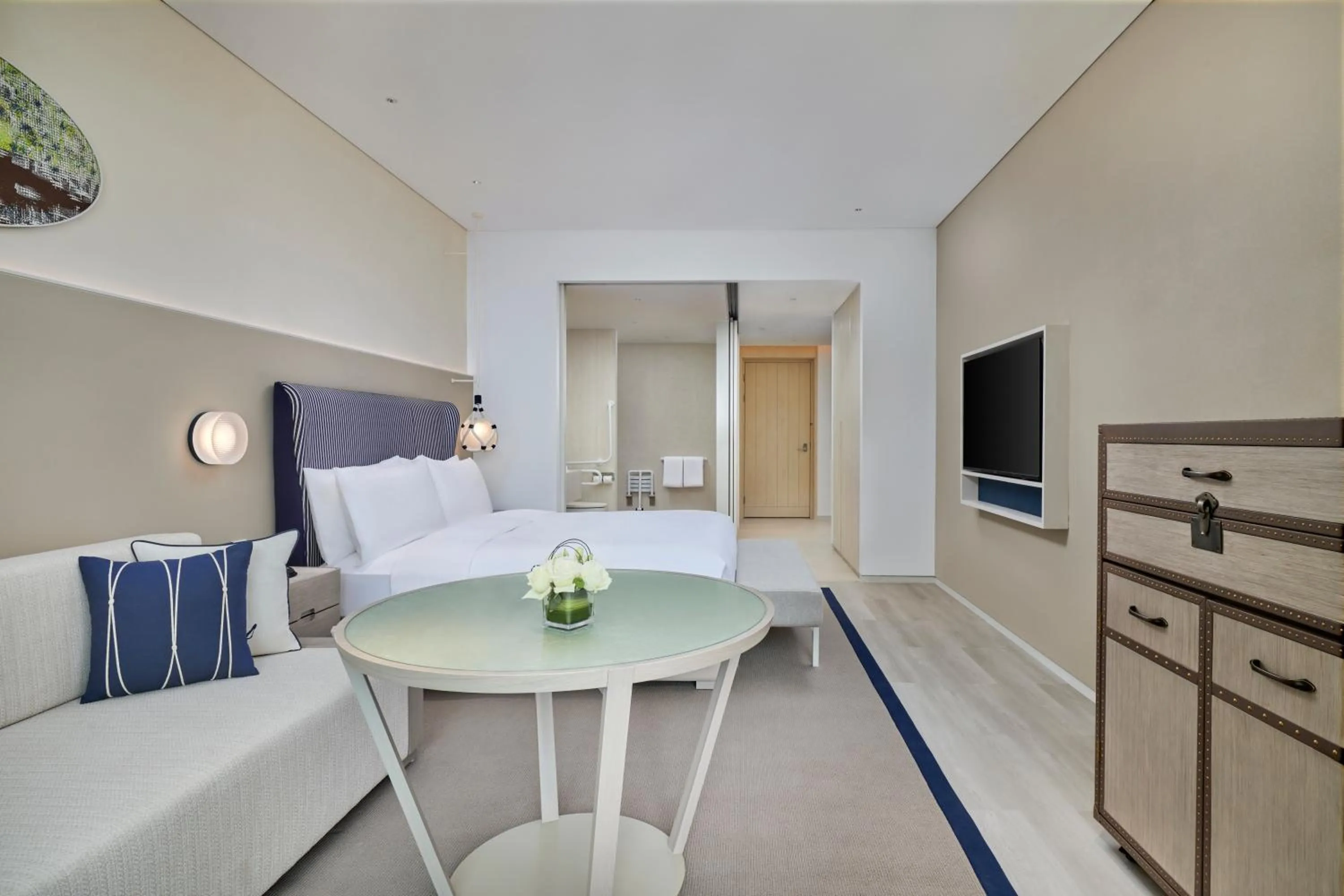 Property building in The Mermoon Resort Hainan Tufu Bay, Tapestry By Hilton