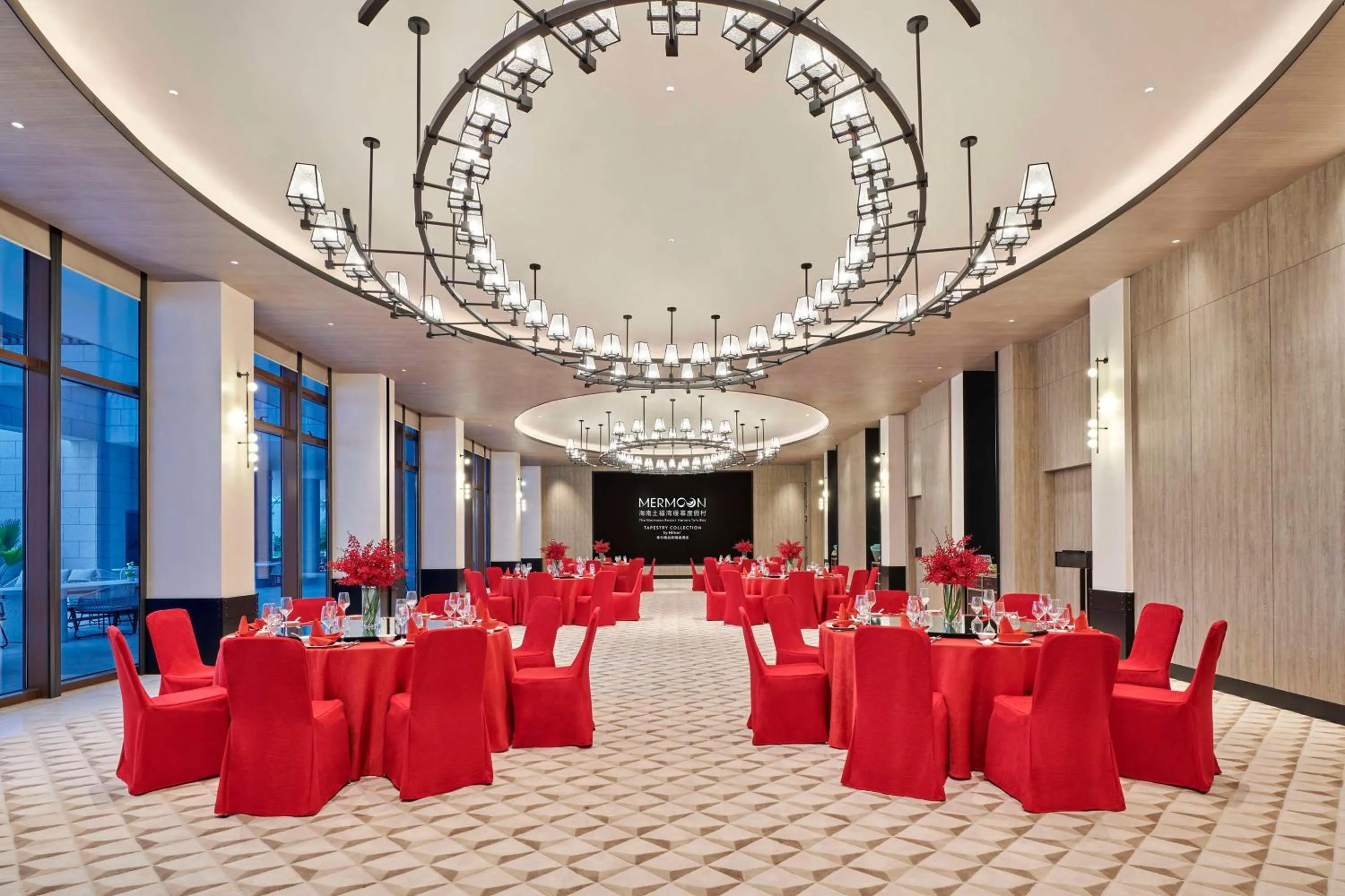 Meeting/conference room in The Mermoon Resort Hainan Tufu Bay, Tapestry By Hilton