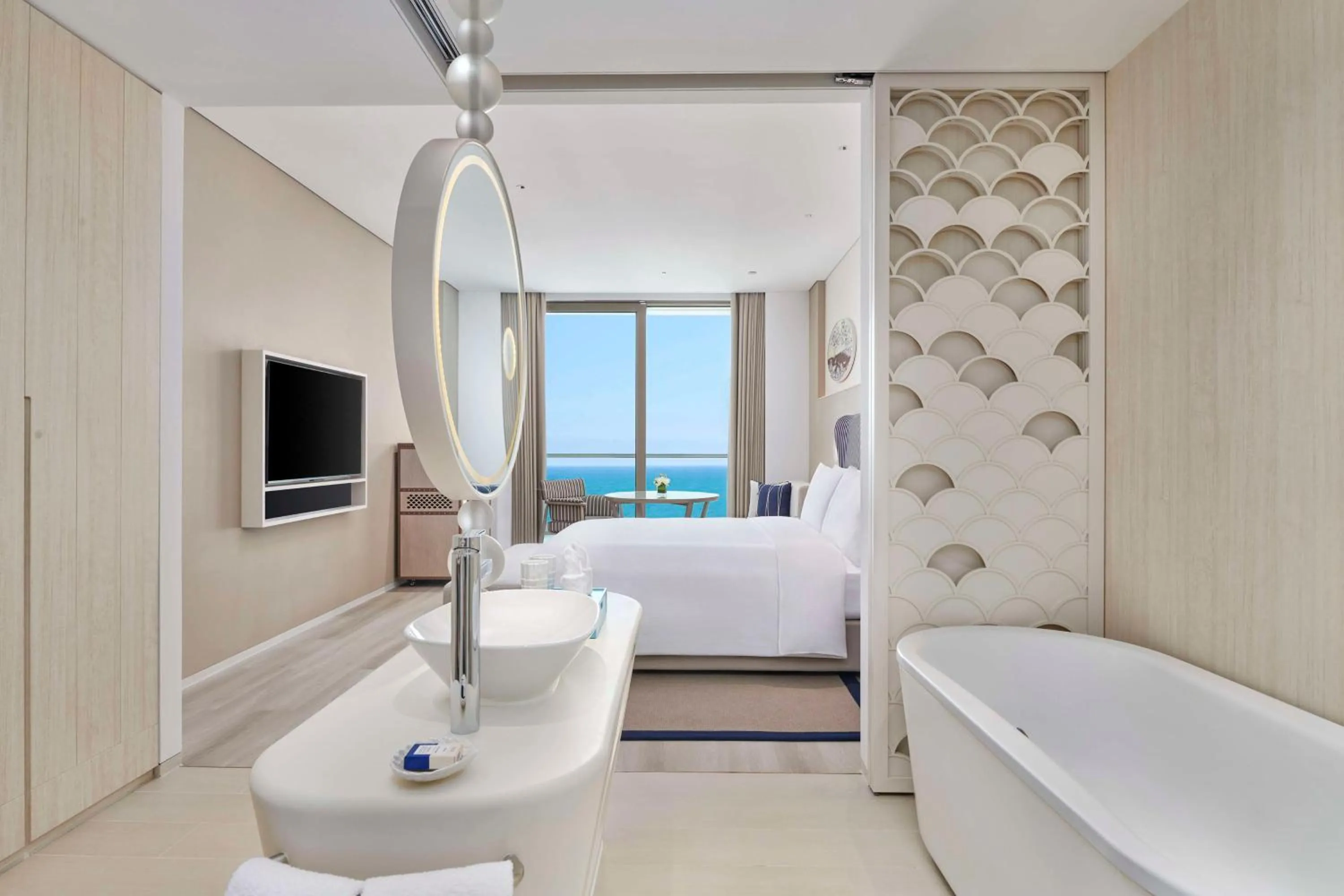 Bathroom, Bed in The Mermoon Resort Hainan Tufu Bay, Tapestry By Hilton
