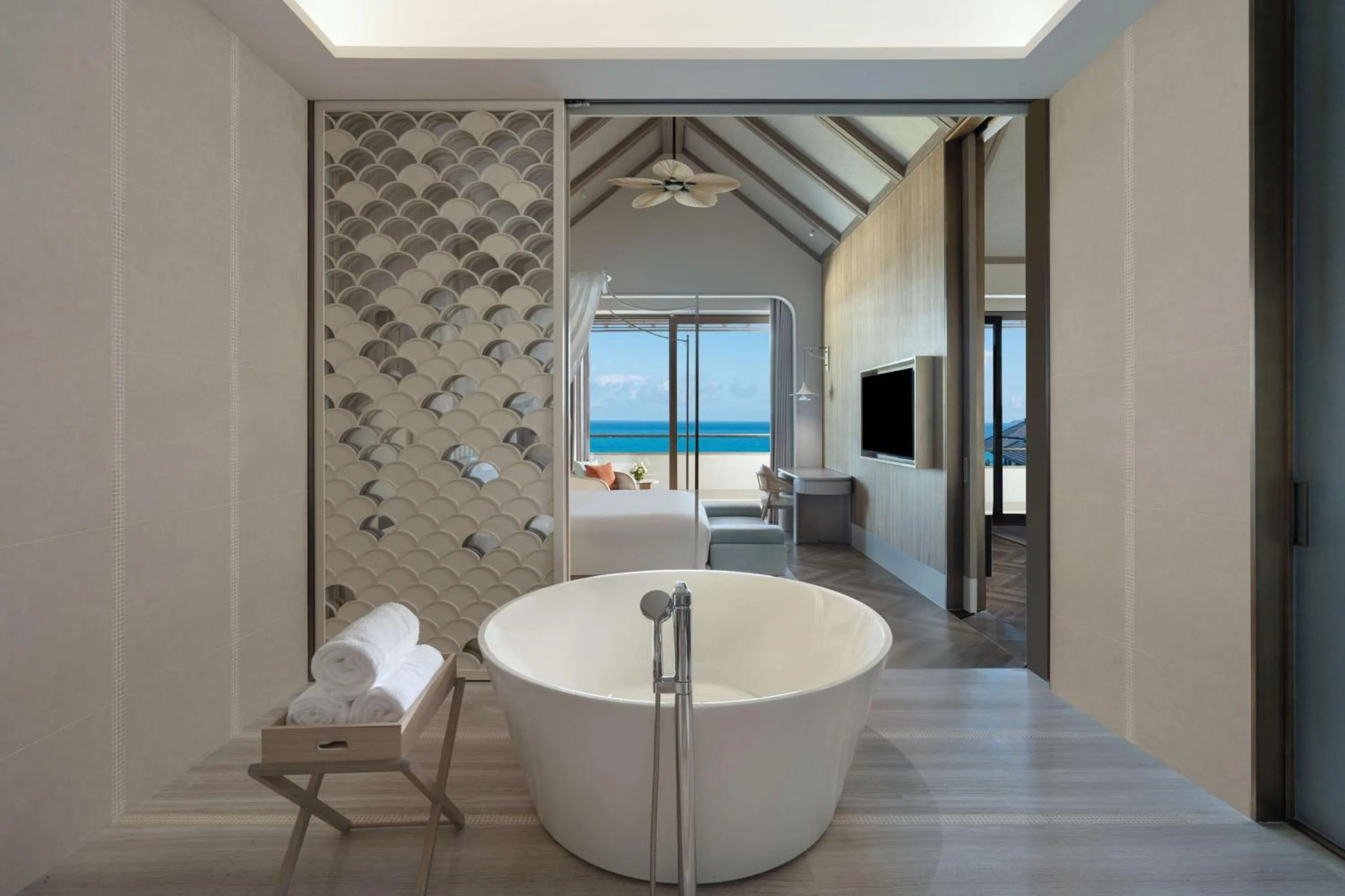 Bathroom in The Mermoon Resort Hainan Tufu Bay, Tapestry By Hilton