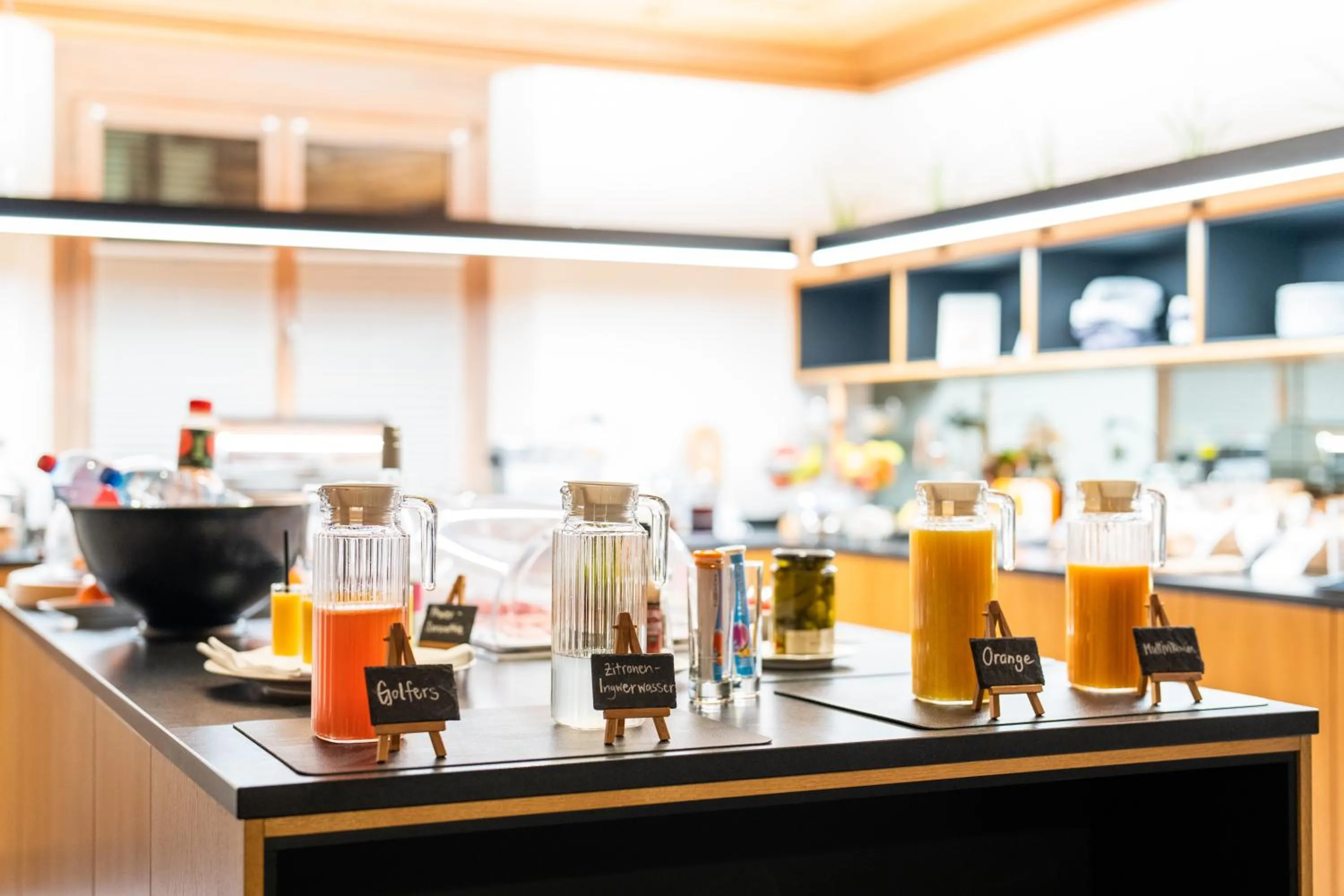 Breakfast in Hotel Schatzmann