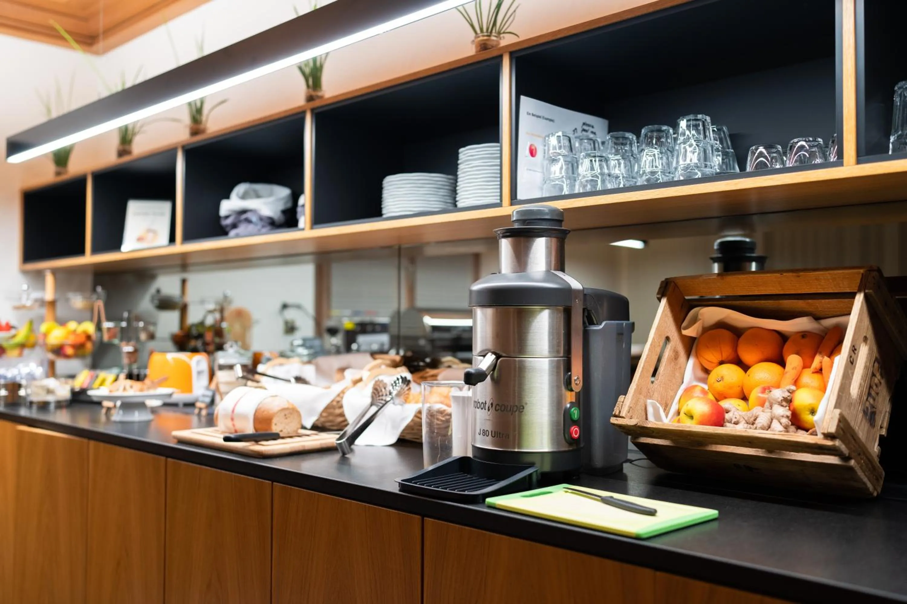 Breakfast in Hotel Schatzmann