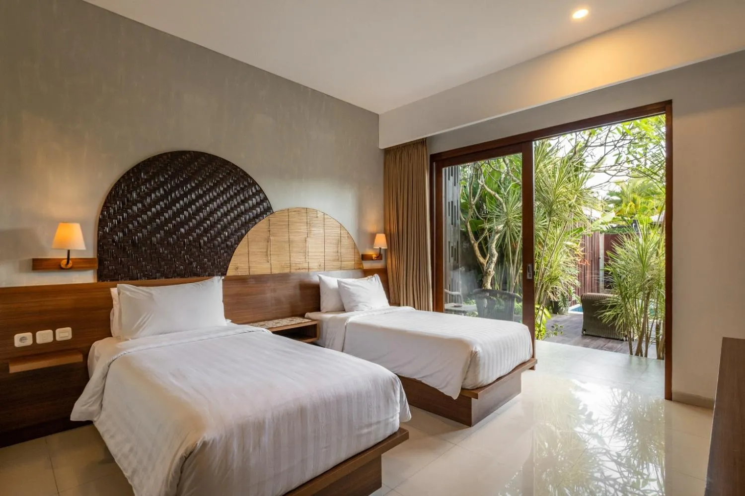 Bedroom, Bed in Cove Tevana