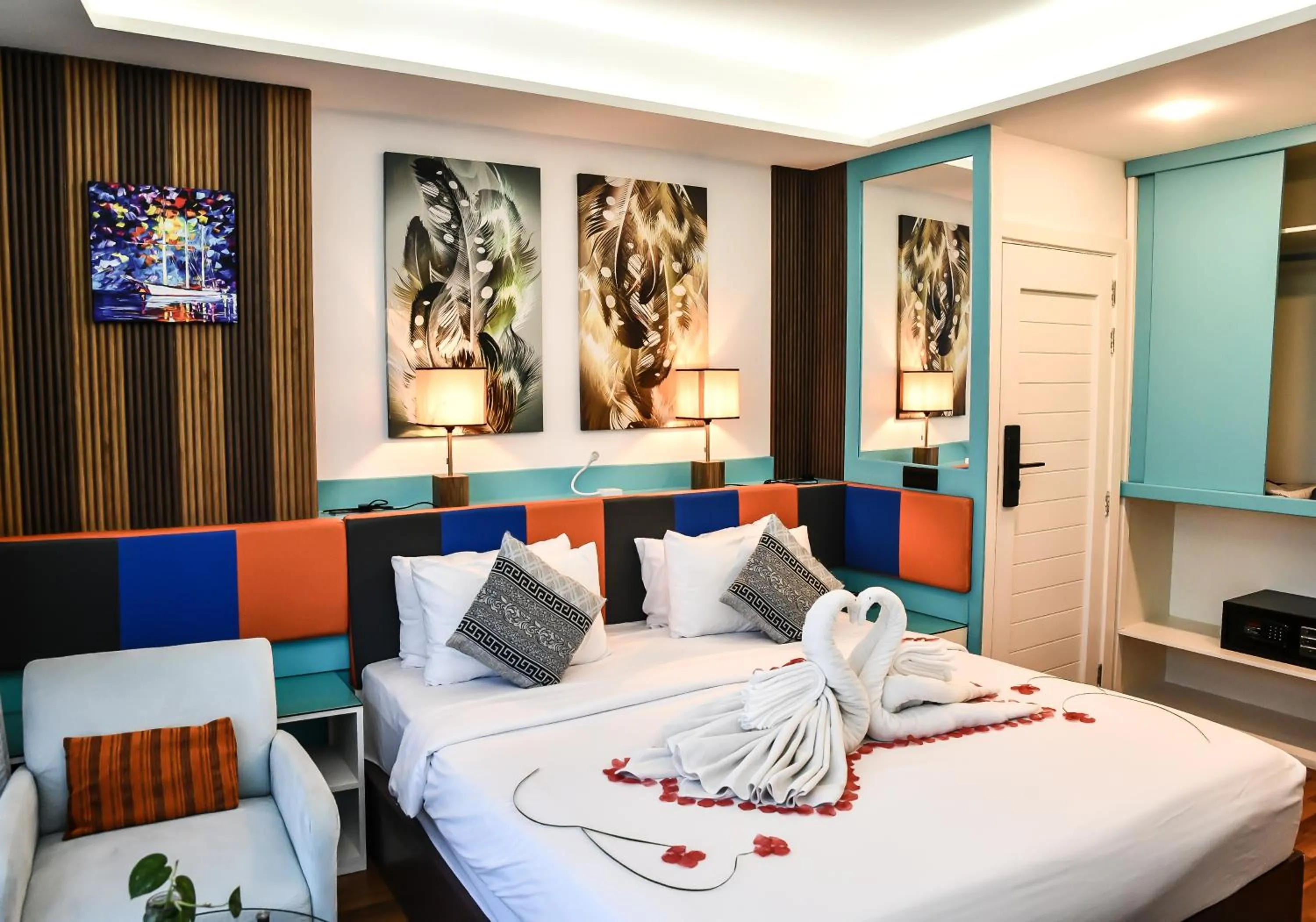 Bed in The Hive Beach