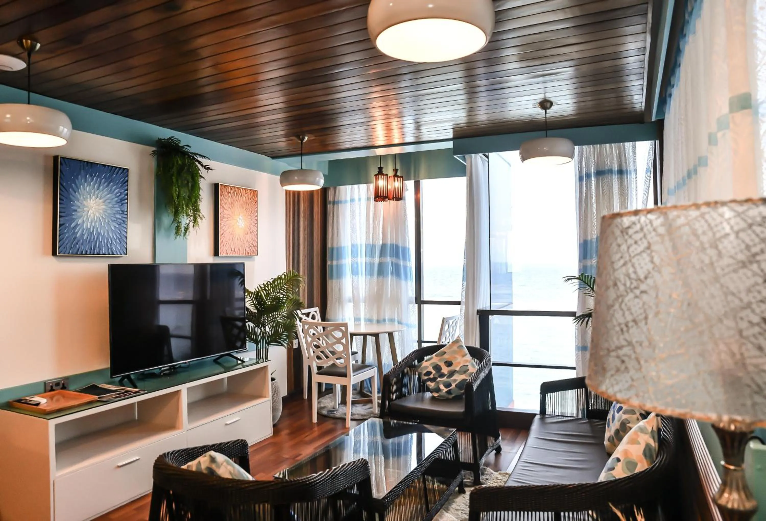 Communal lounge/ TV room in The Hive Beach