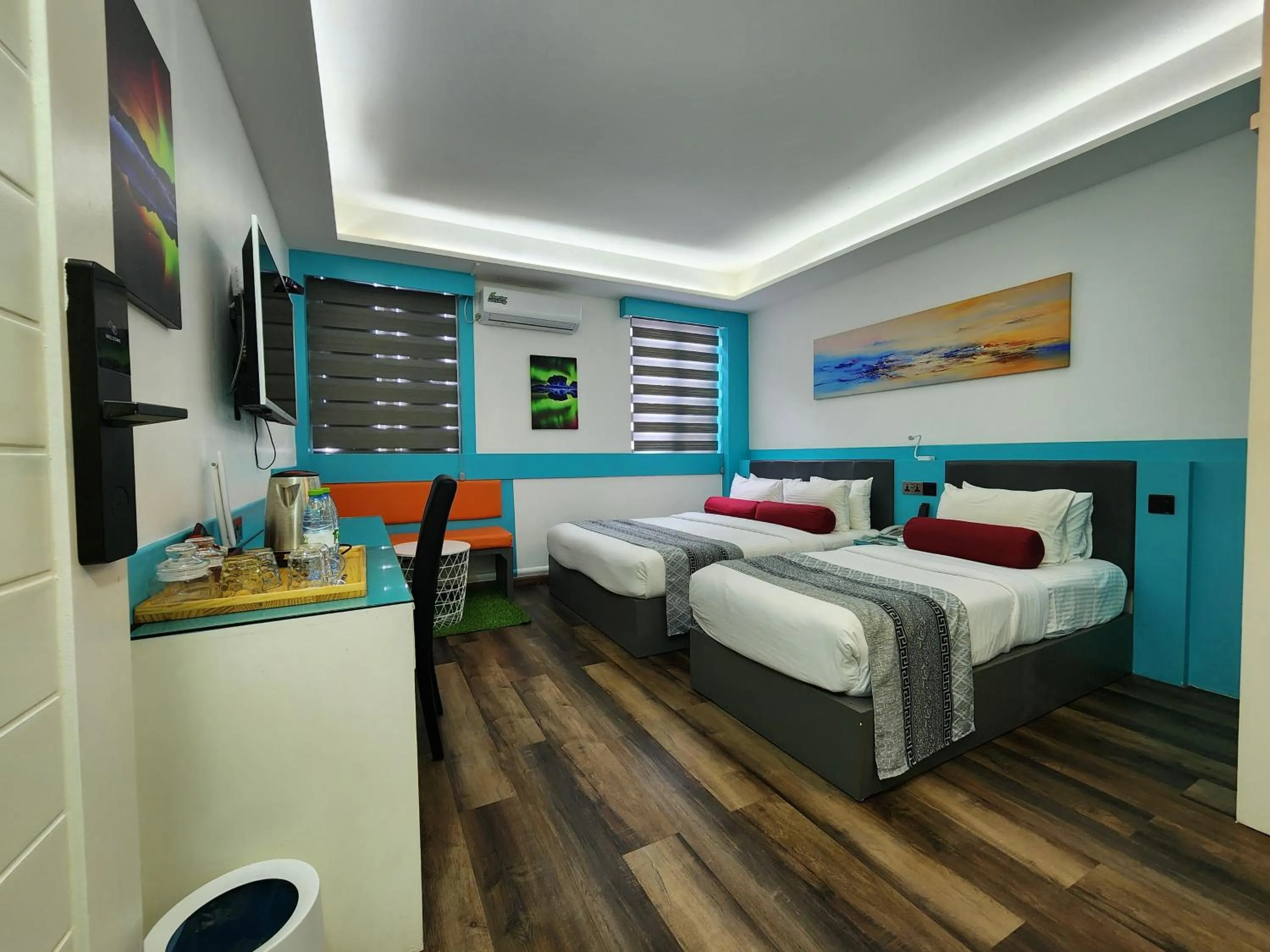 Bed in The Hive Beach