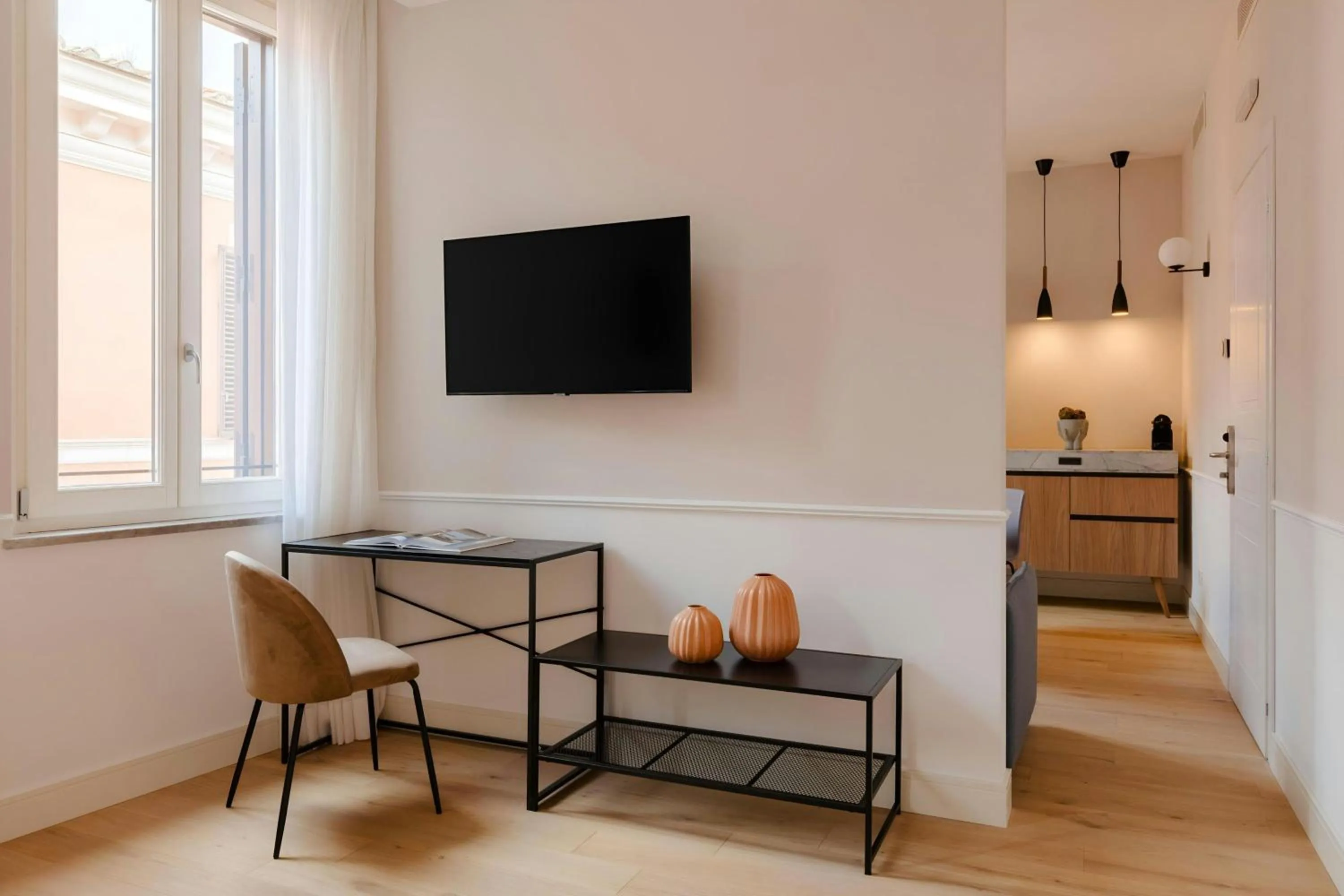Living room in Sonder by Marriott Bonvoy Antinoo Apartments Piazza del Parlamento