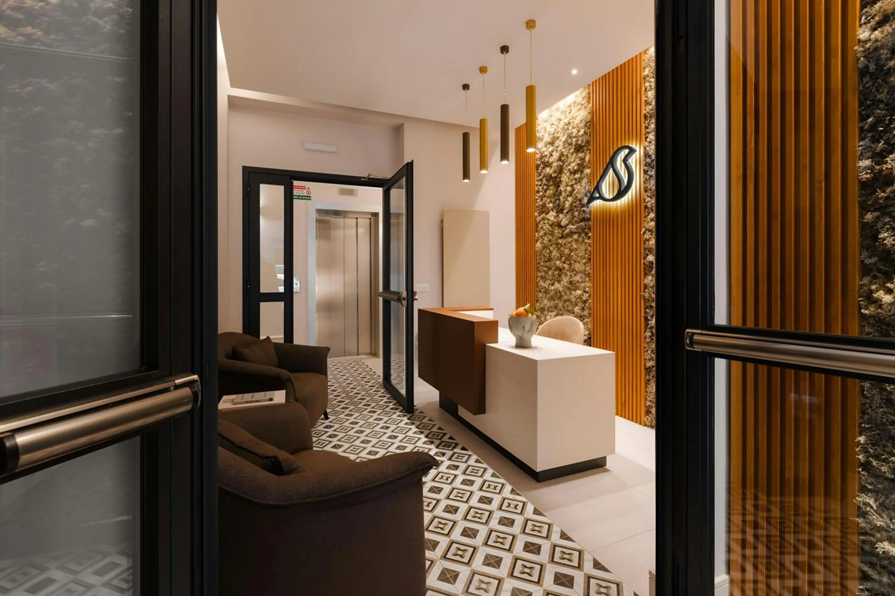 Lobby or reception in Sonder by Marriott Bonvoy Antinoo Apartments Piazza del Parlamento
