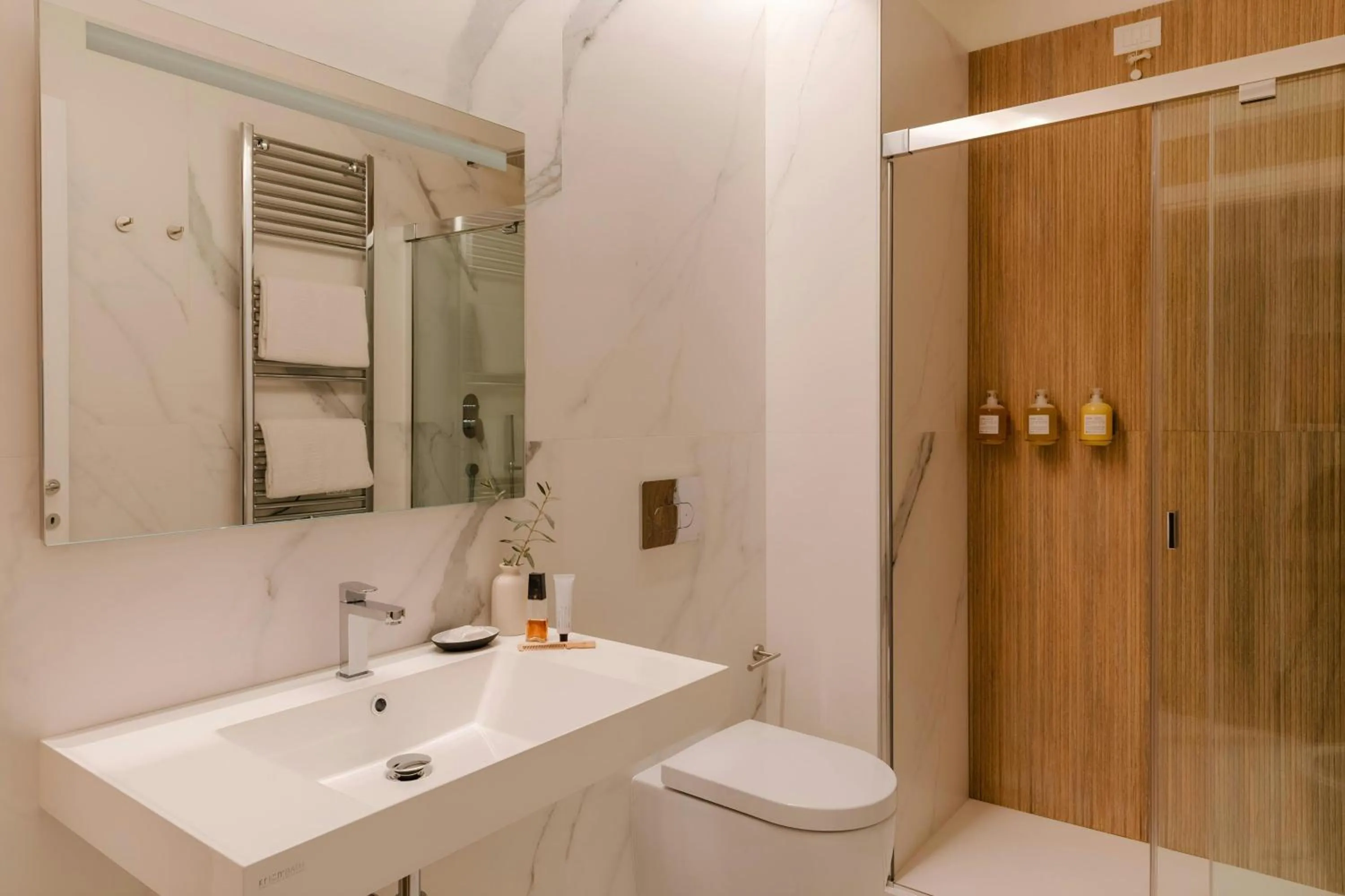 Bathroom in Sonder by Marriott Bonvoy Antinoo Apartments Piazza del Parlamento