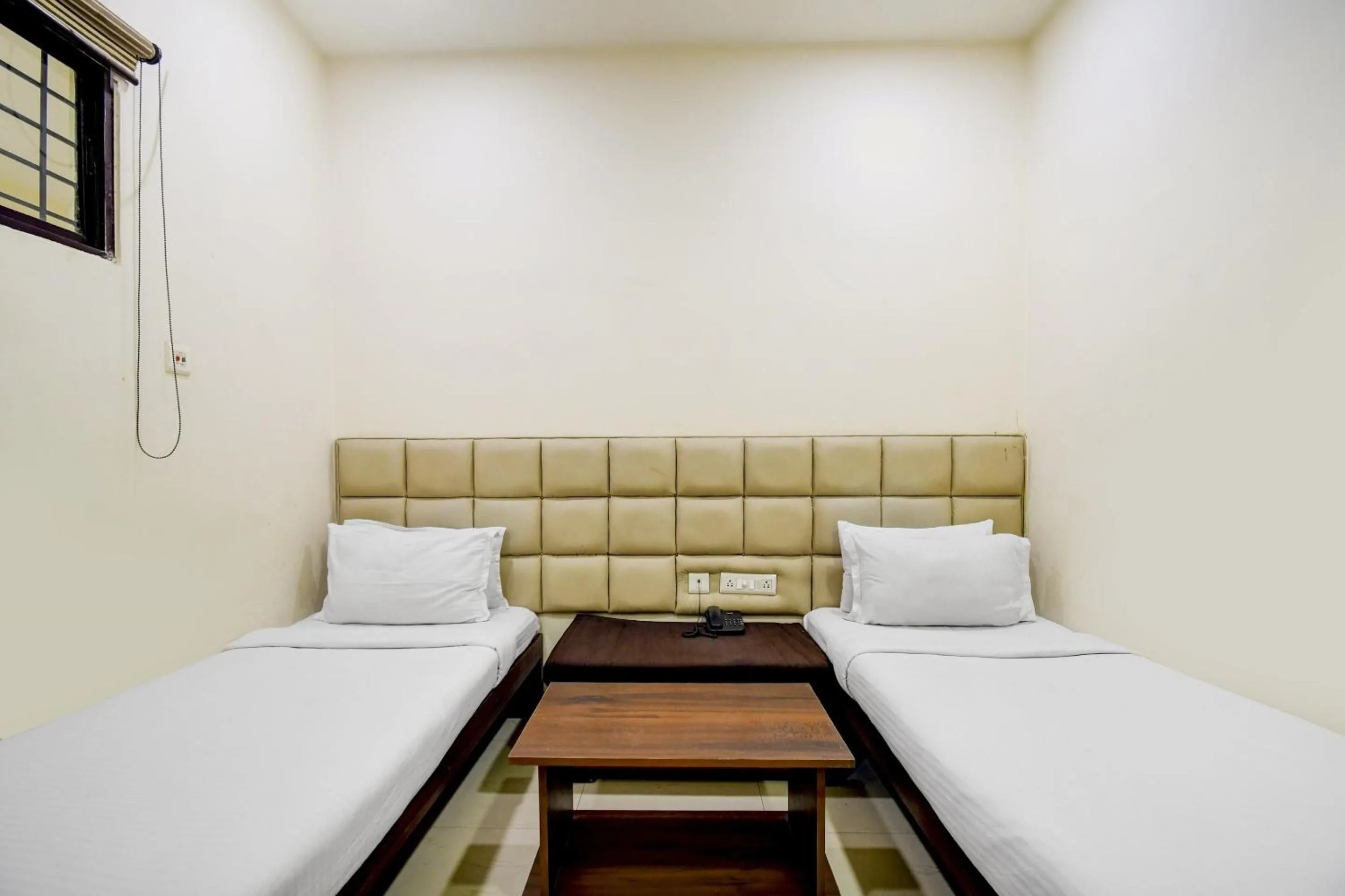 Bedroom, Bed in Hotel O Kyd Guest House