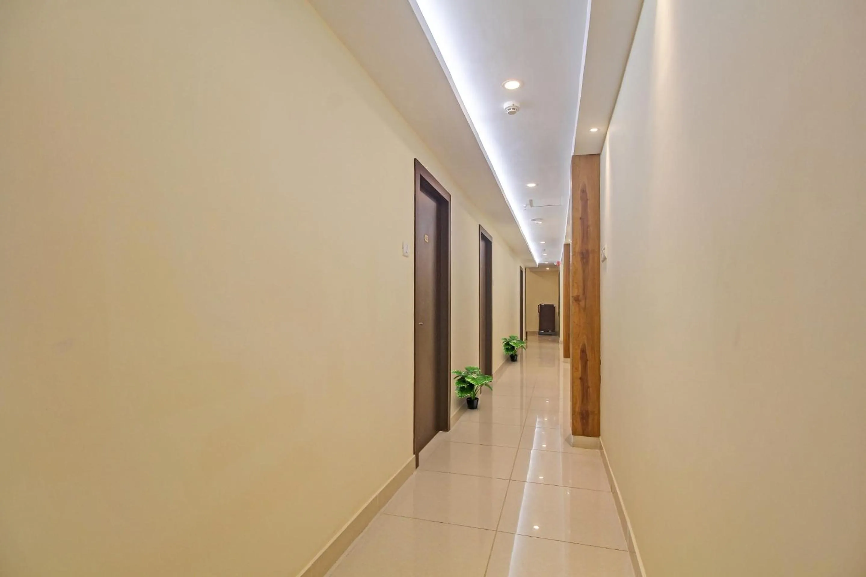 Lobby or reception in Super Townhouse Centre Point Inn Near Esplanade Metro Station