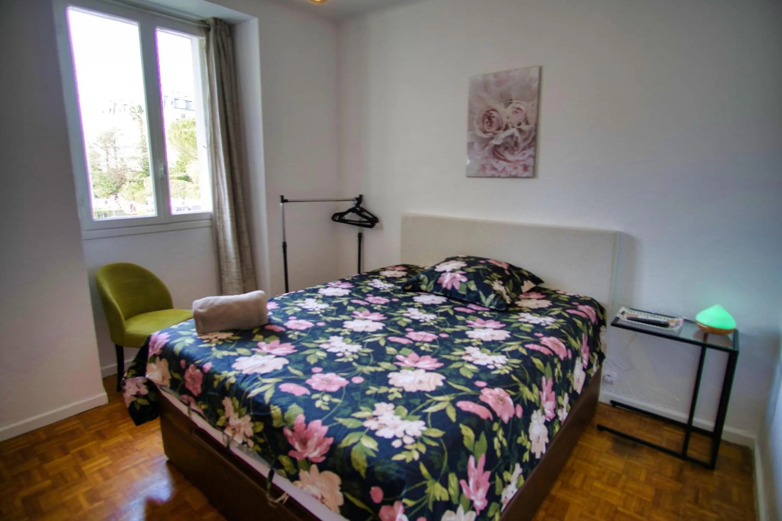 Bed in Ref SELV -Palmes d'Or Properties