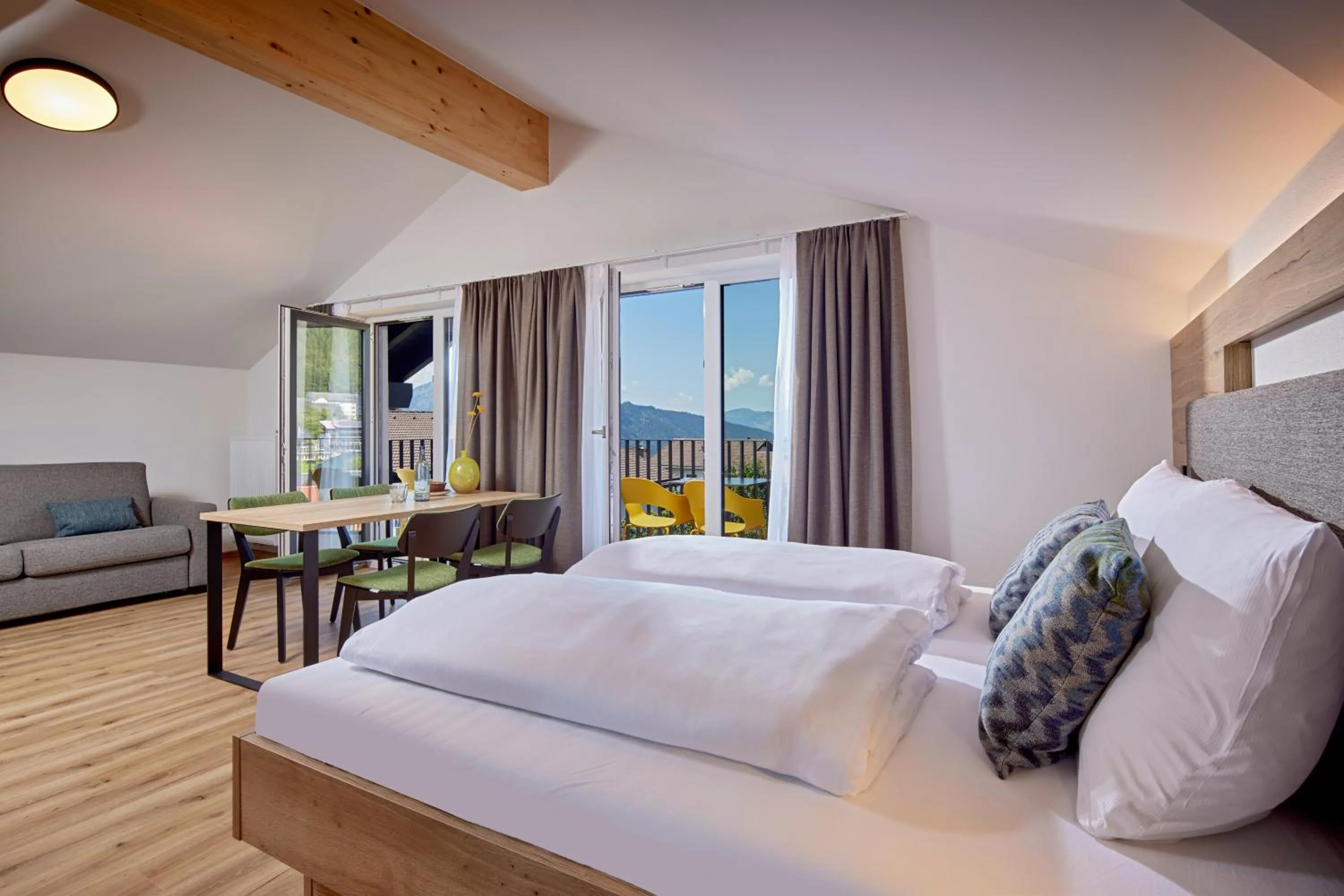 Photo of the whole room, Bed in BergBuddies - Übernachtung inklusive kostenlosen Bergbahntickets und vielem mehr