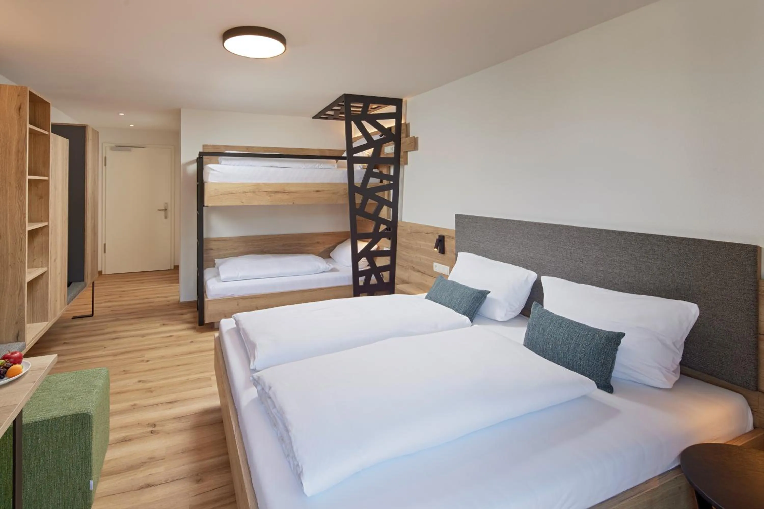 Photo of the whole room, Bed in BergBuddies - Übernachtung inklusive kostenlosen Bergbahntickets und vielem mehr