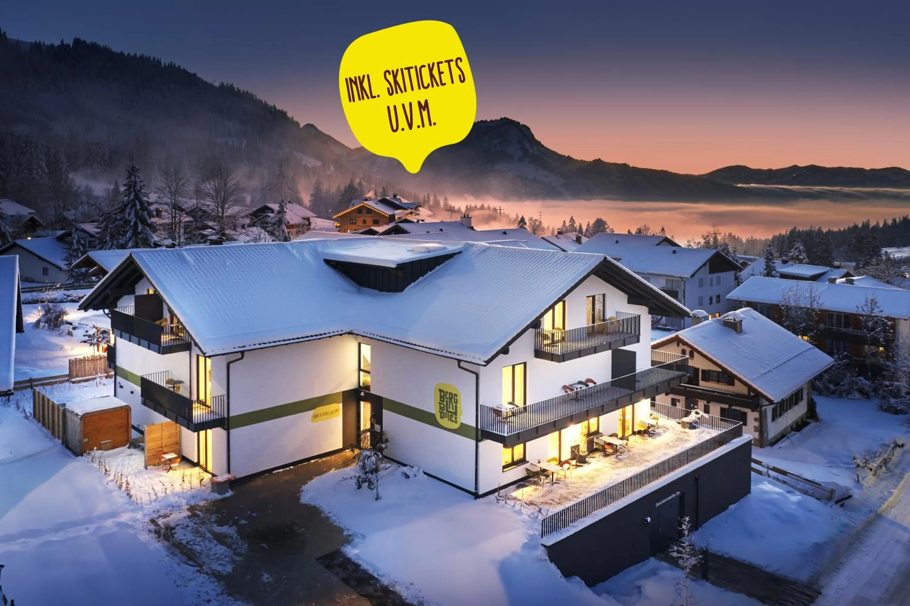 Property building in BergBuddies - Übernachtung inklusive kostenlosen Bergbahntickets und vielem mehr