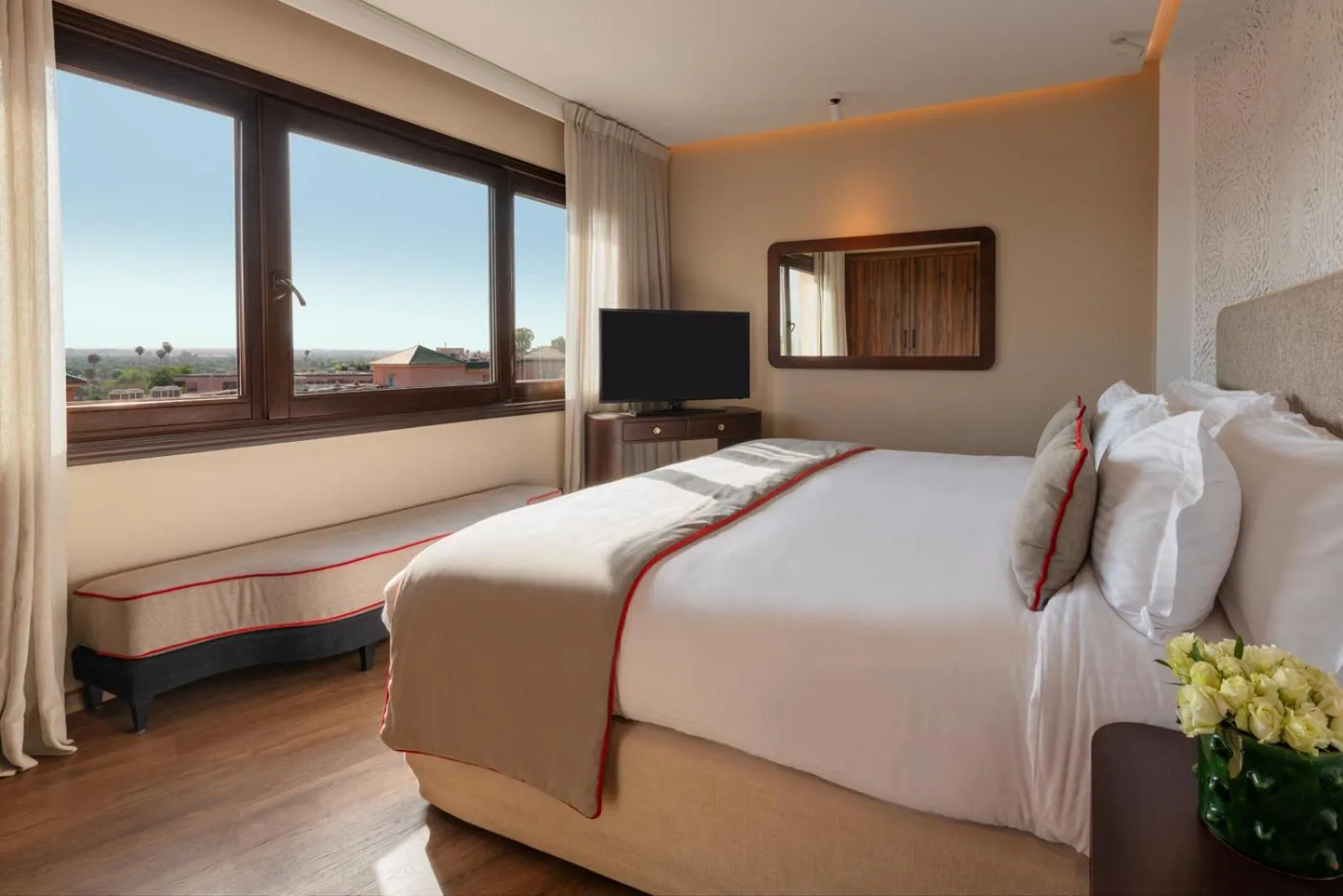 View (from property/room), Bed in Hivernage Marrakech