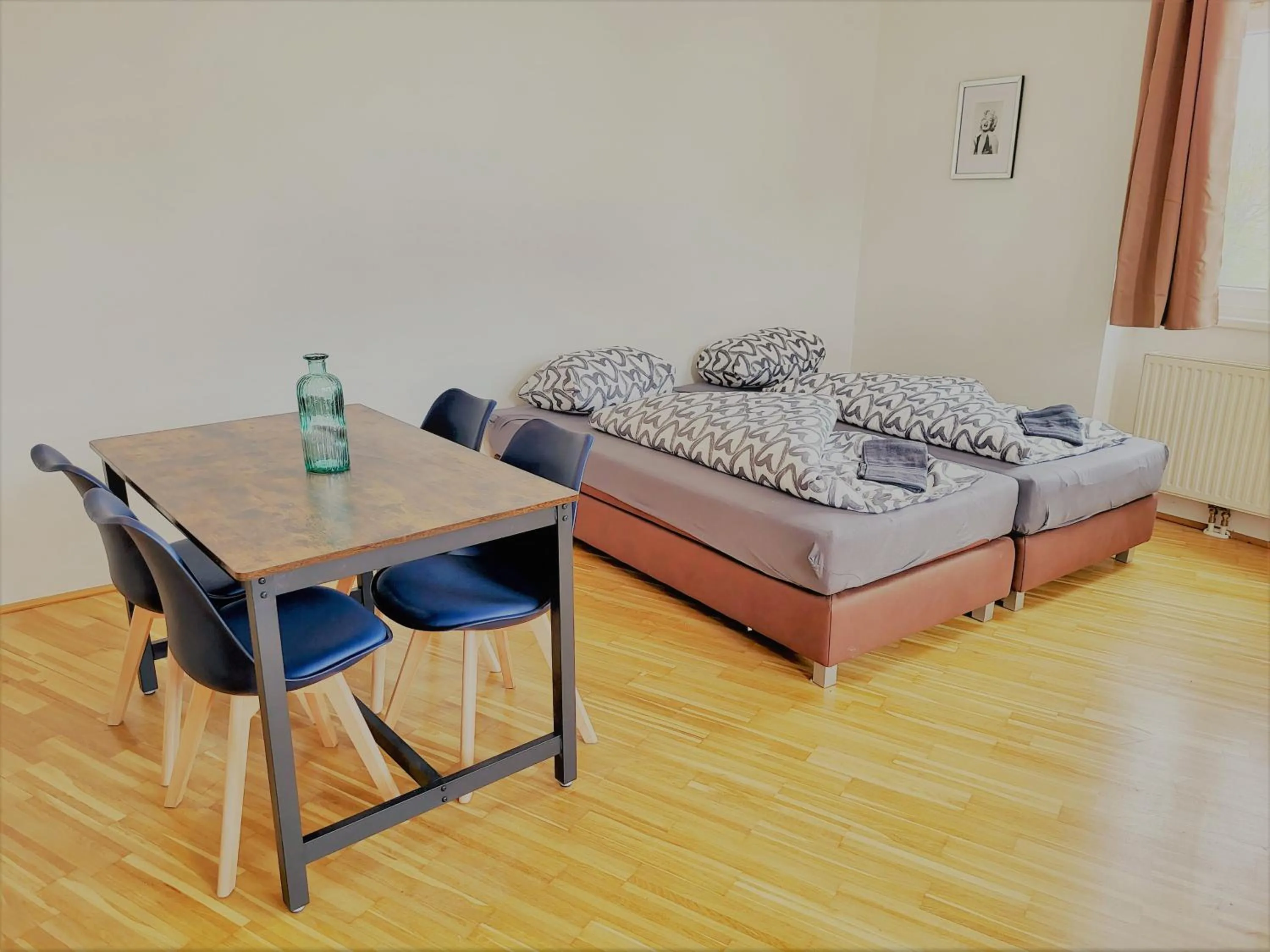 Bedroom, Bed in Oswald Apartments Vienna