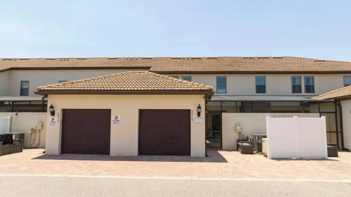 Stunning 5 Bd w/ Pool Close to Disney @ Windsor Westside 2015