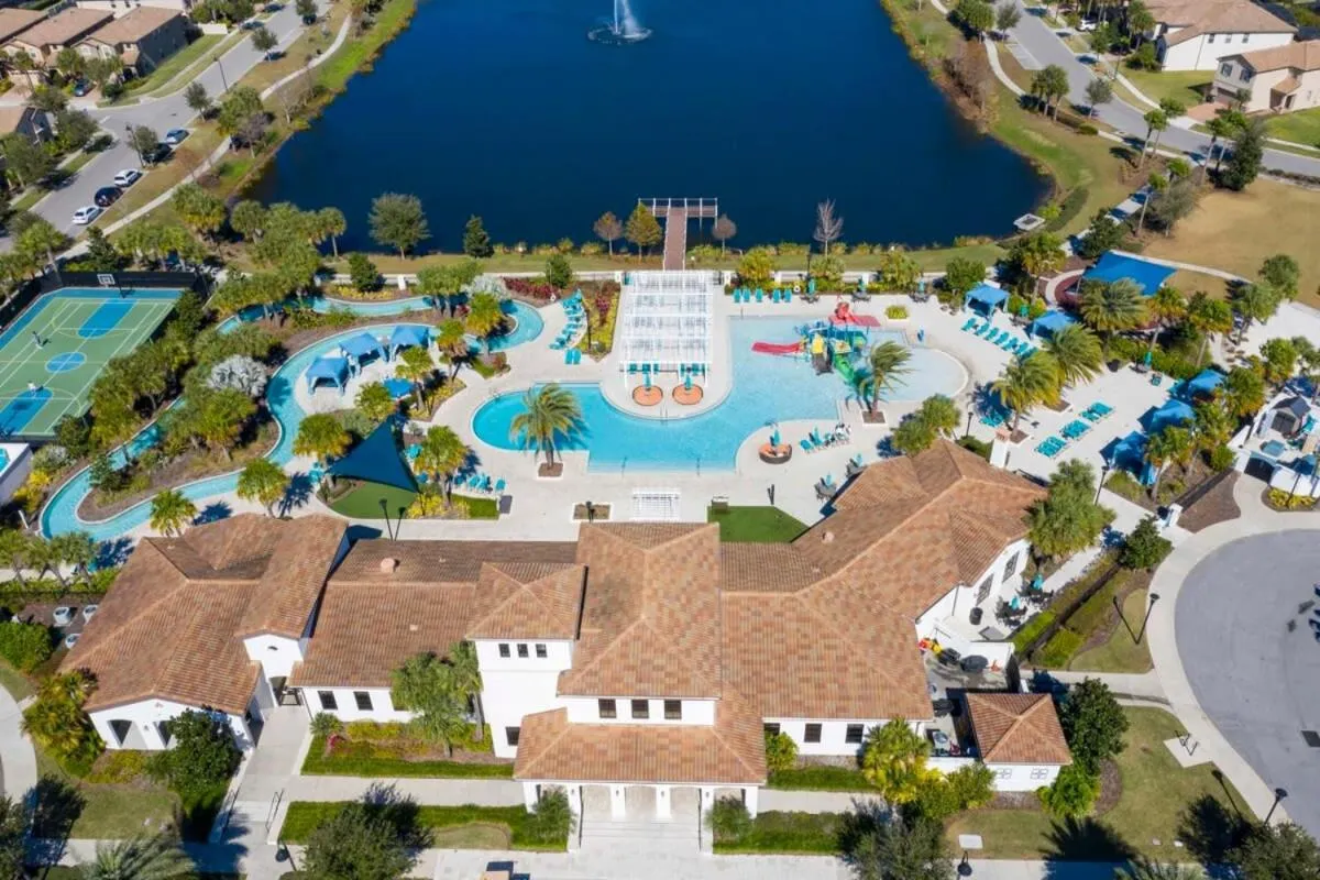 Stunning 5 Bd w/ Pool Close to Disney @ Windsor Westside 2015