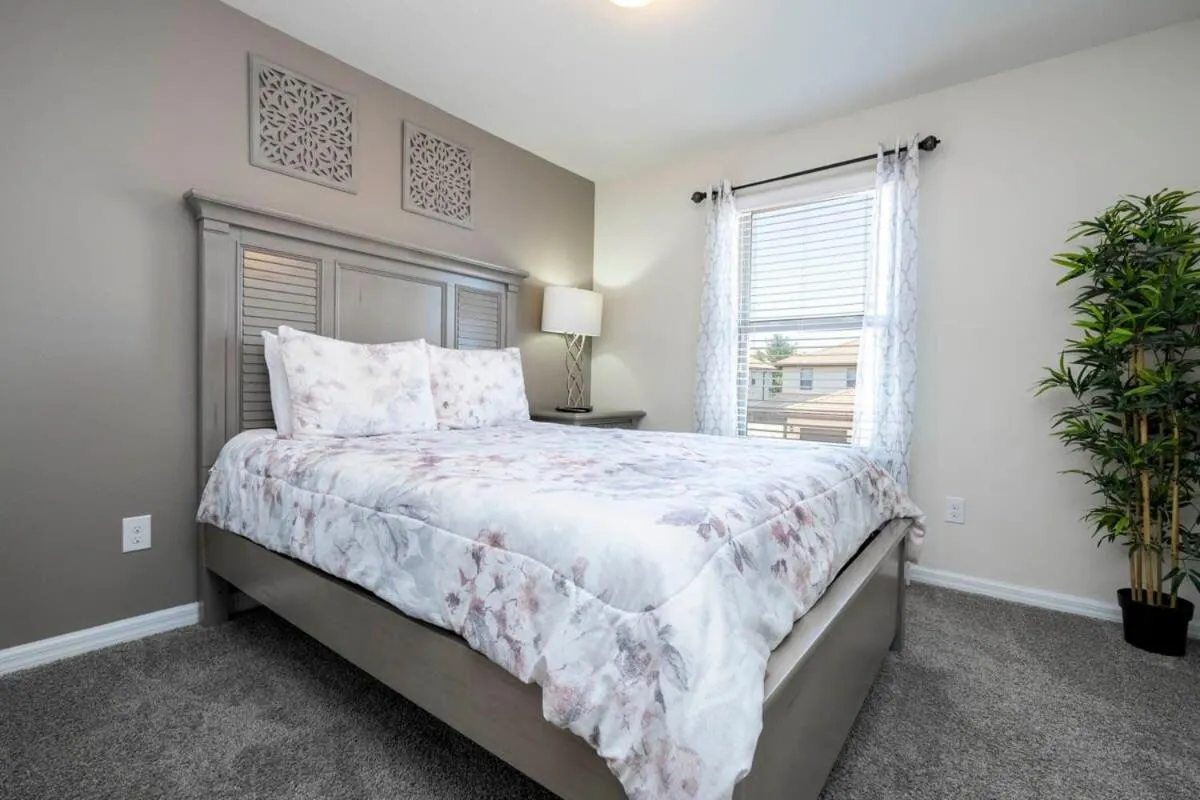 Bed in Stunning 5 Bd w/ Pool Close to Disney @ Windsor Westside 2015