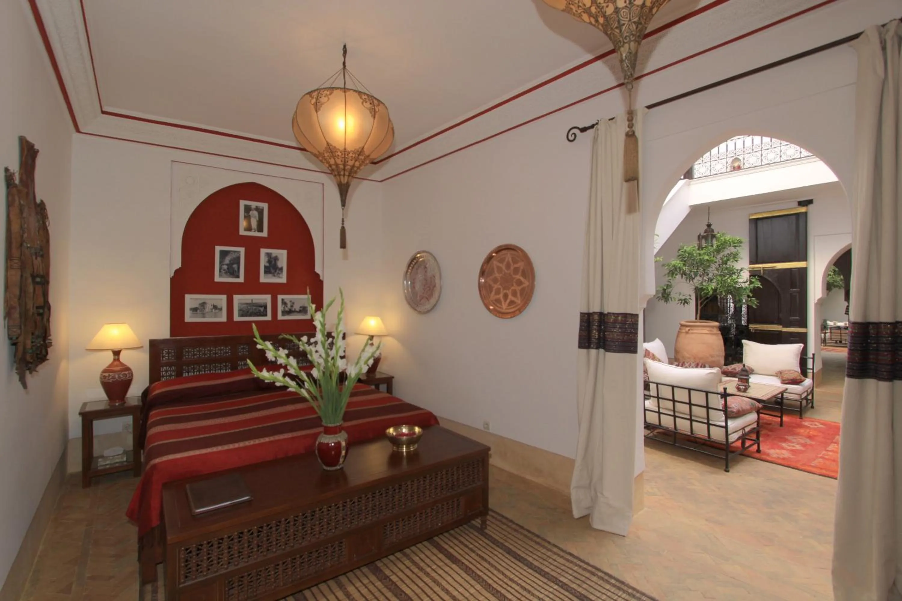 Photo of the whole room in Riad Karmela