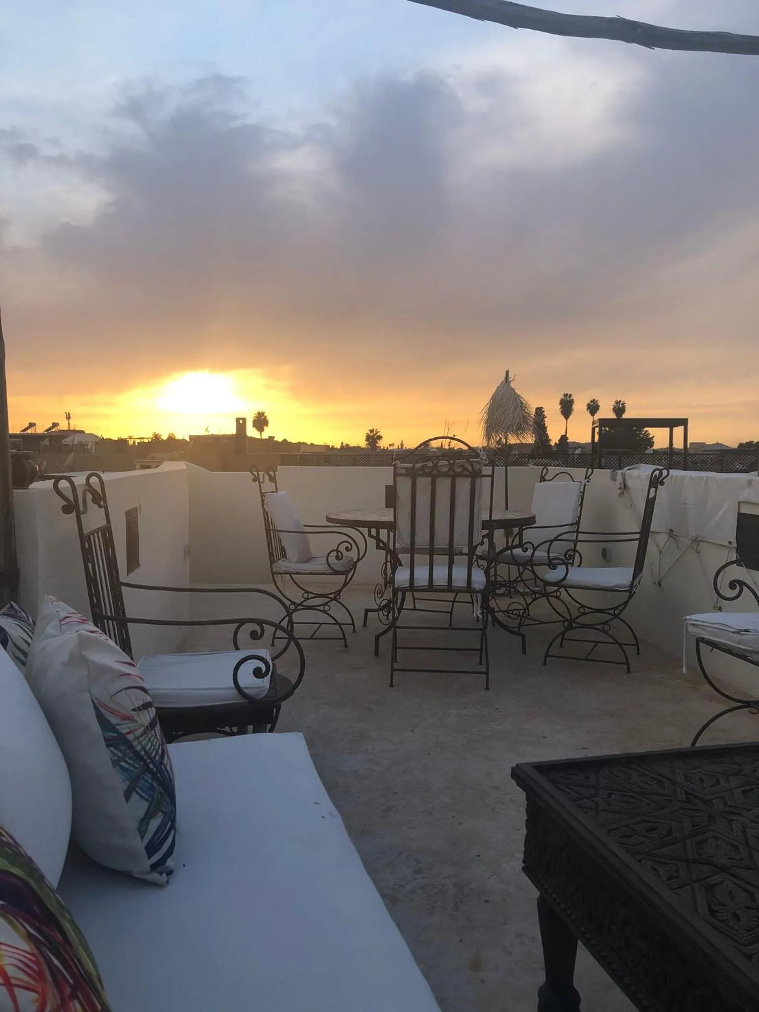 Sunrise in Riad Karmela
