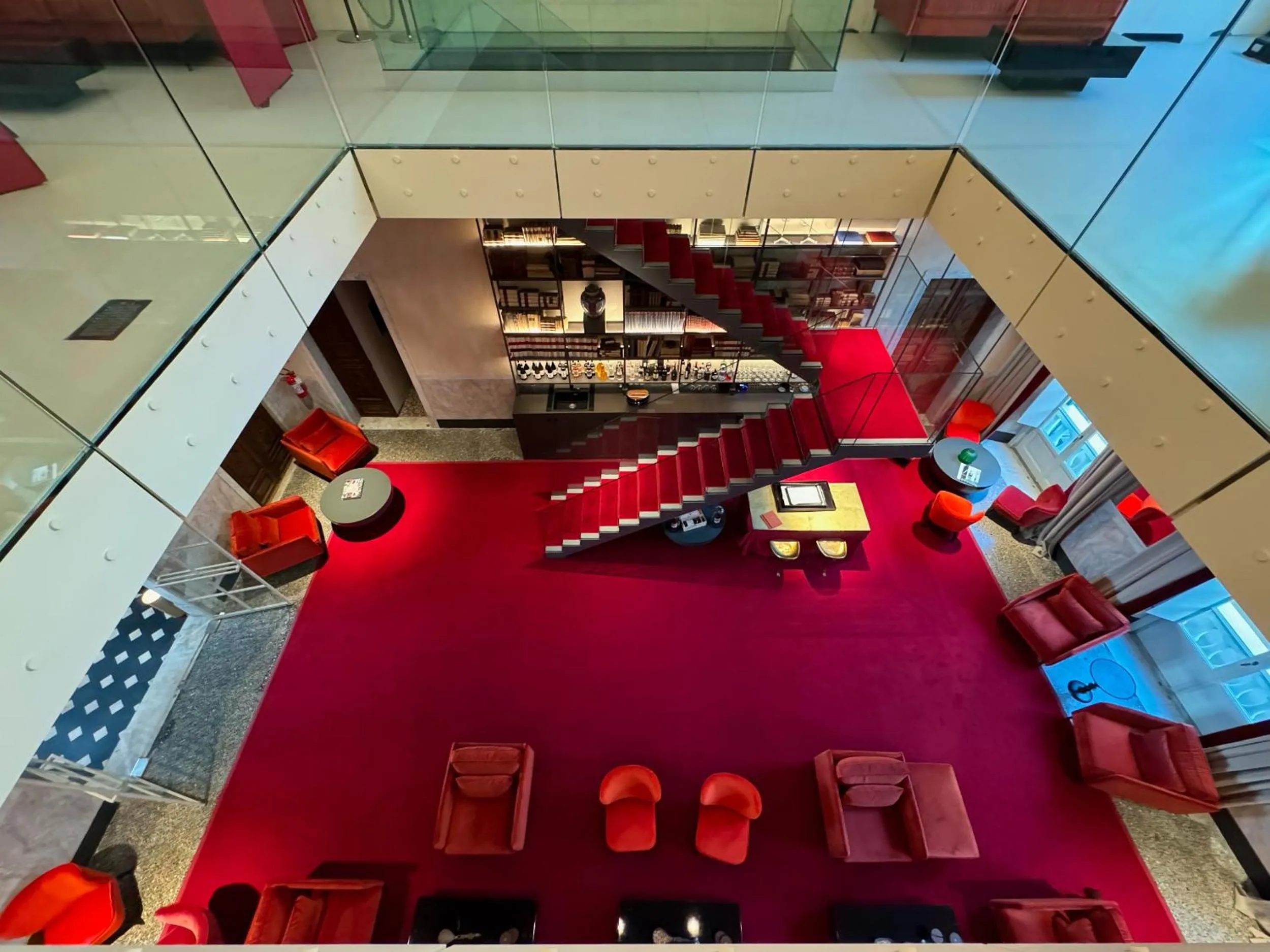 Communal lounge/ TV room in Hotel Palazzo Durazzo Suites