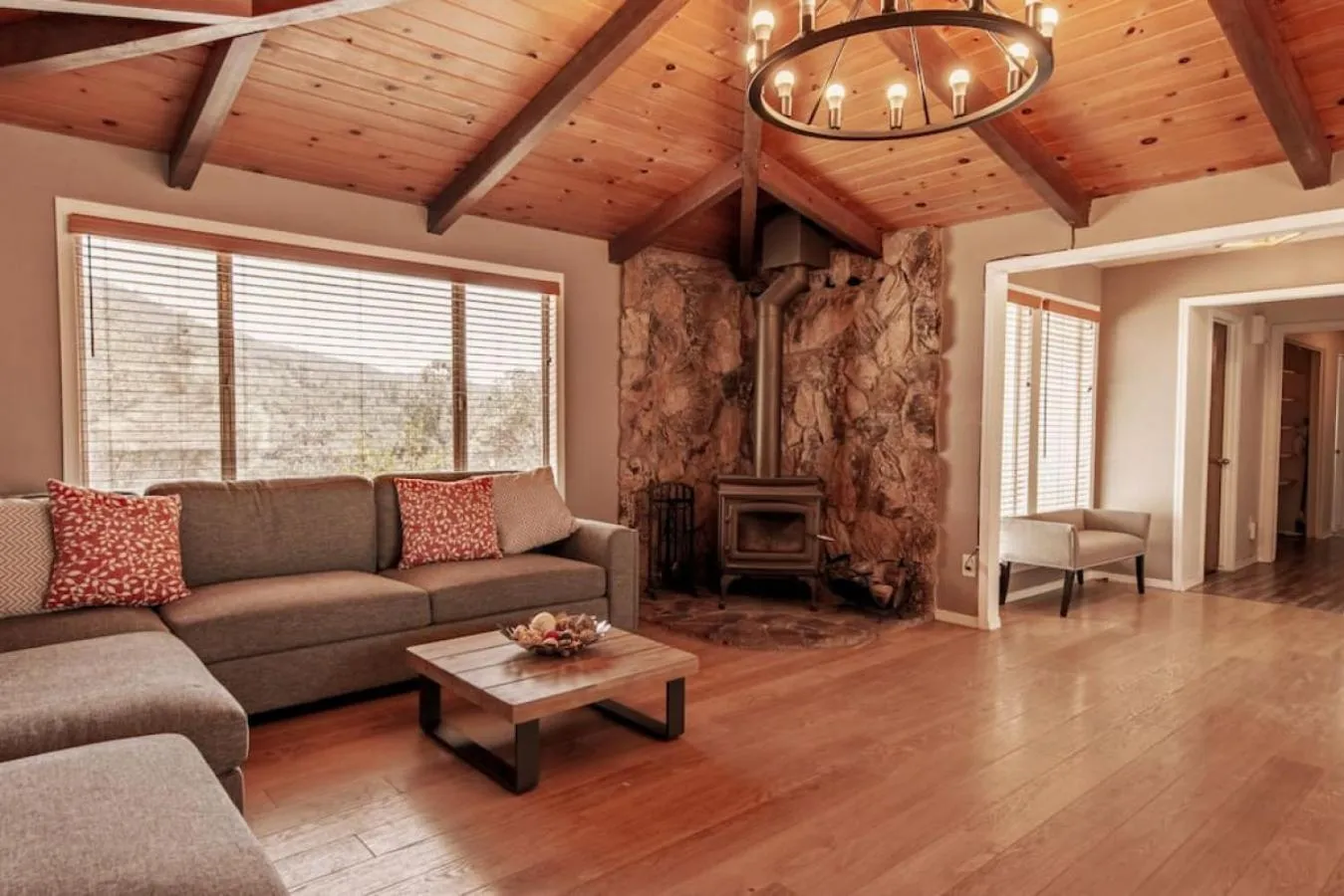 Cherry Cottage 15 min from Yosemite South Entrance